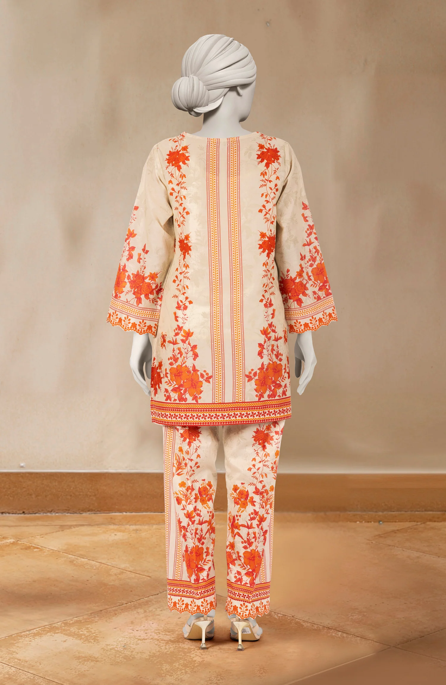 PRINTED LAWN STITCHED 2 PIECE - Image 4