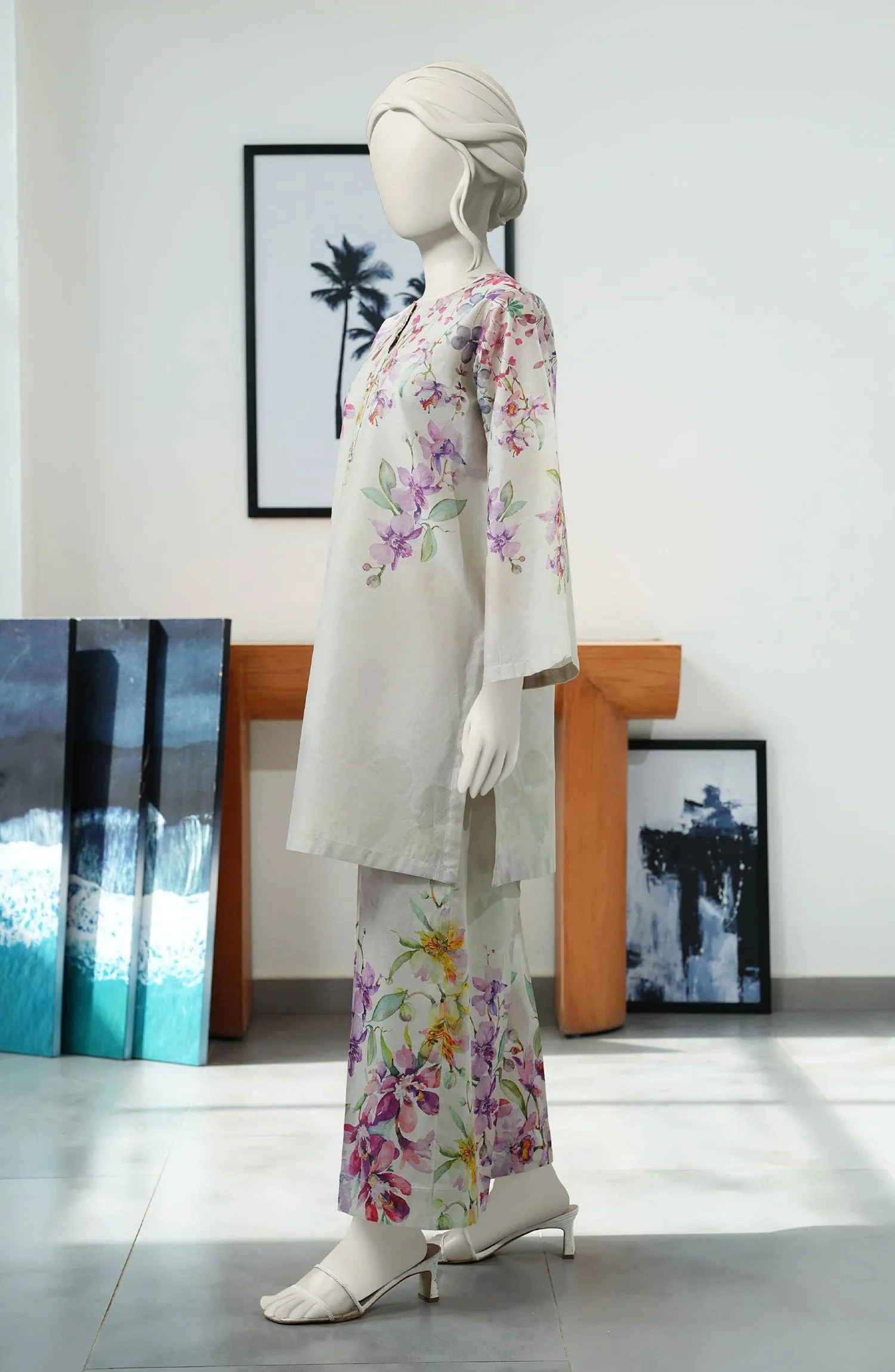 PRINTED LAWN STITCHED 2 PIECE - Image 4