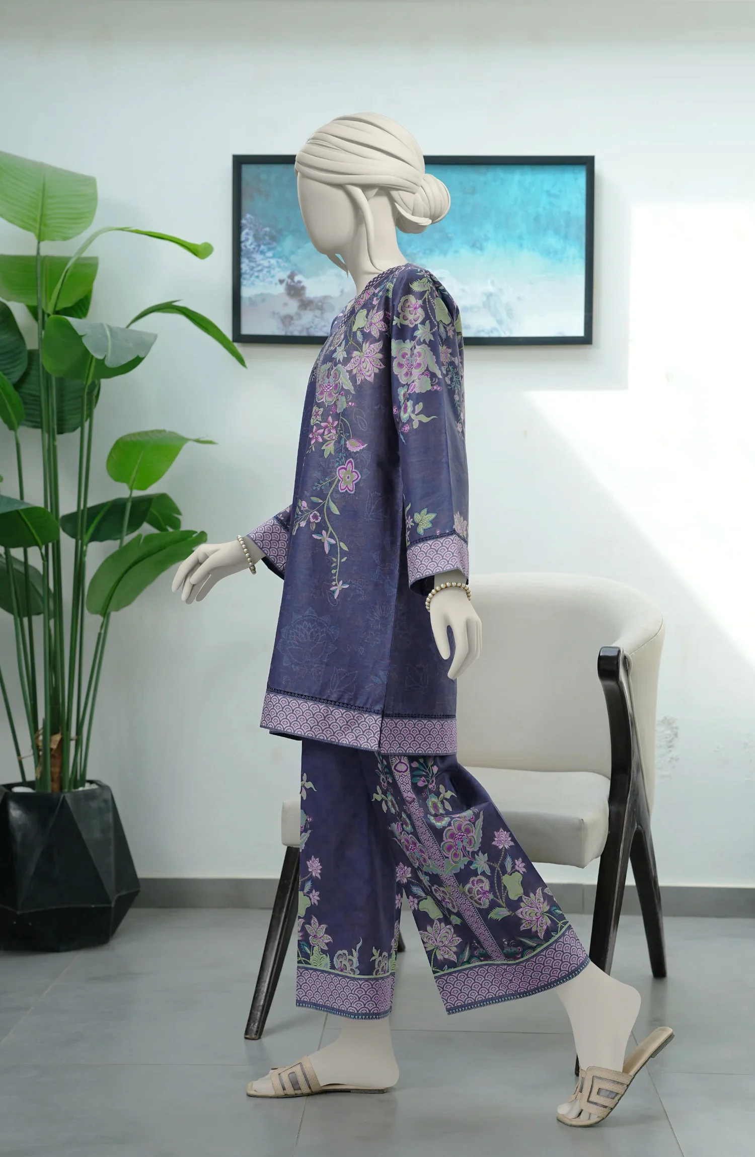 PRINTED LAWN STITCHED 2 PIECE - Image 4