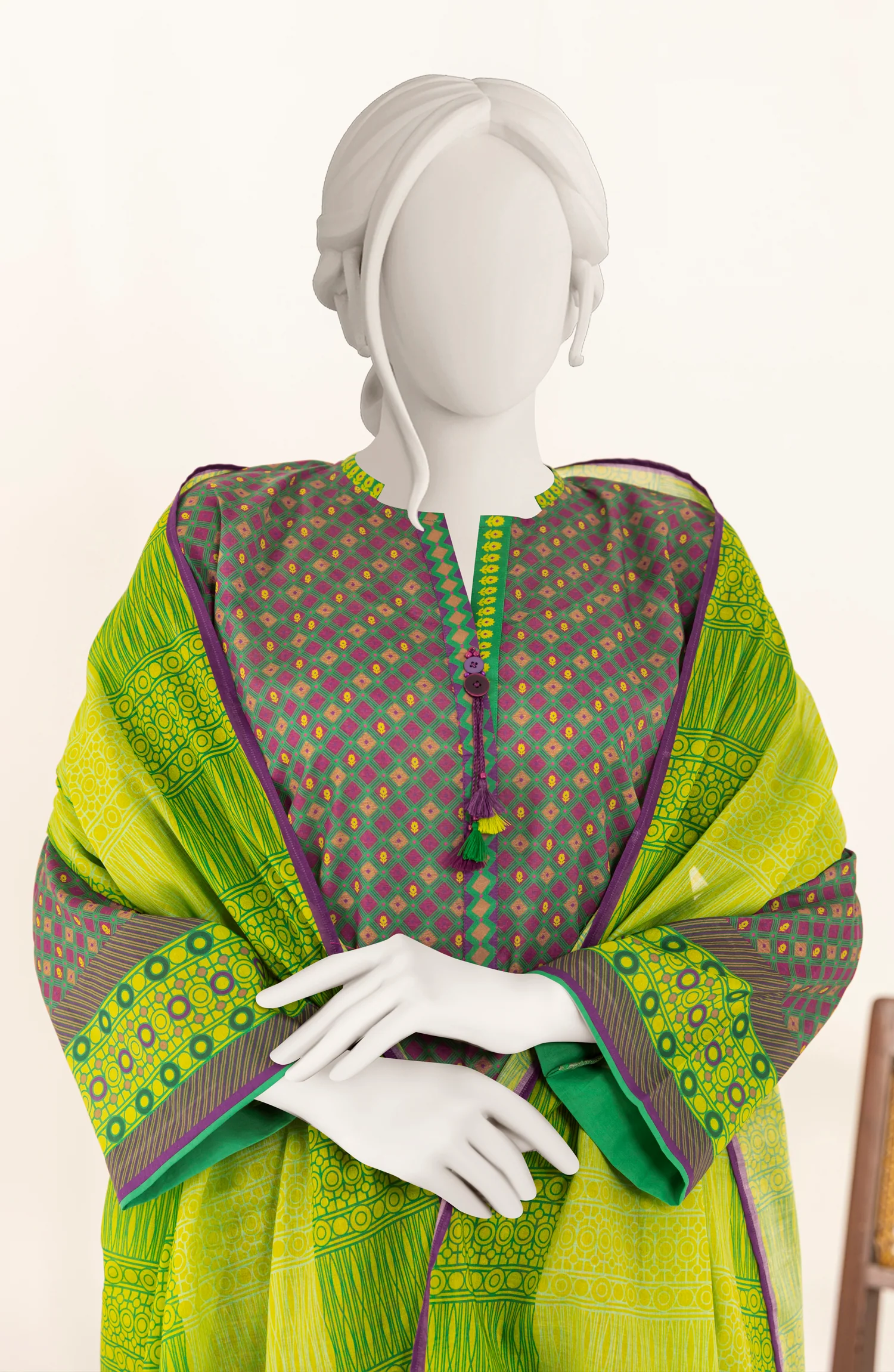 PRINTED LAWN STITCHED 3 PIECE - Image 2