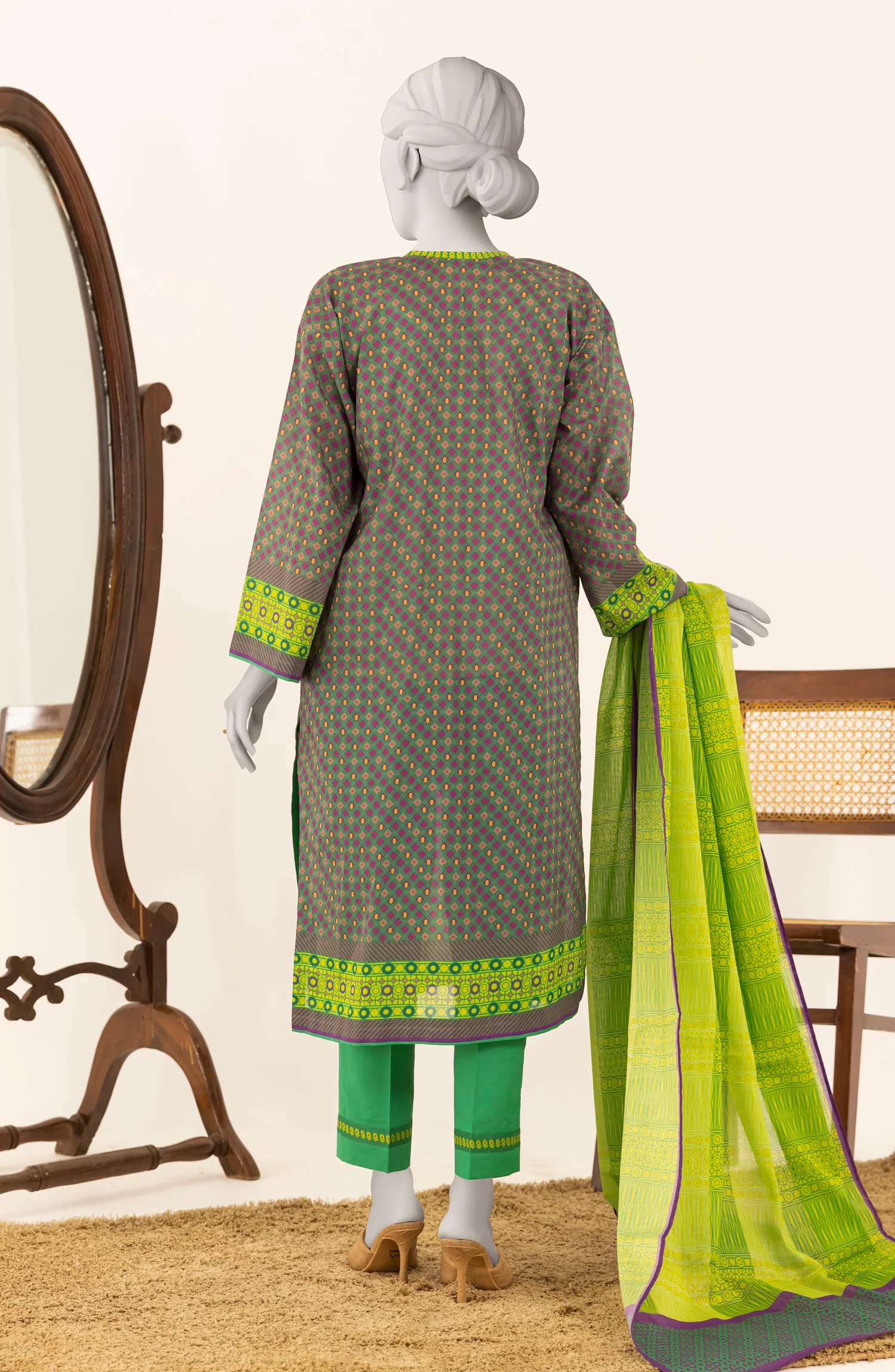 PRINTED LAWN STITCHED 3 PIECE - Image 4