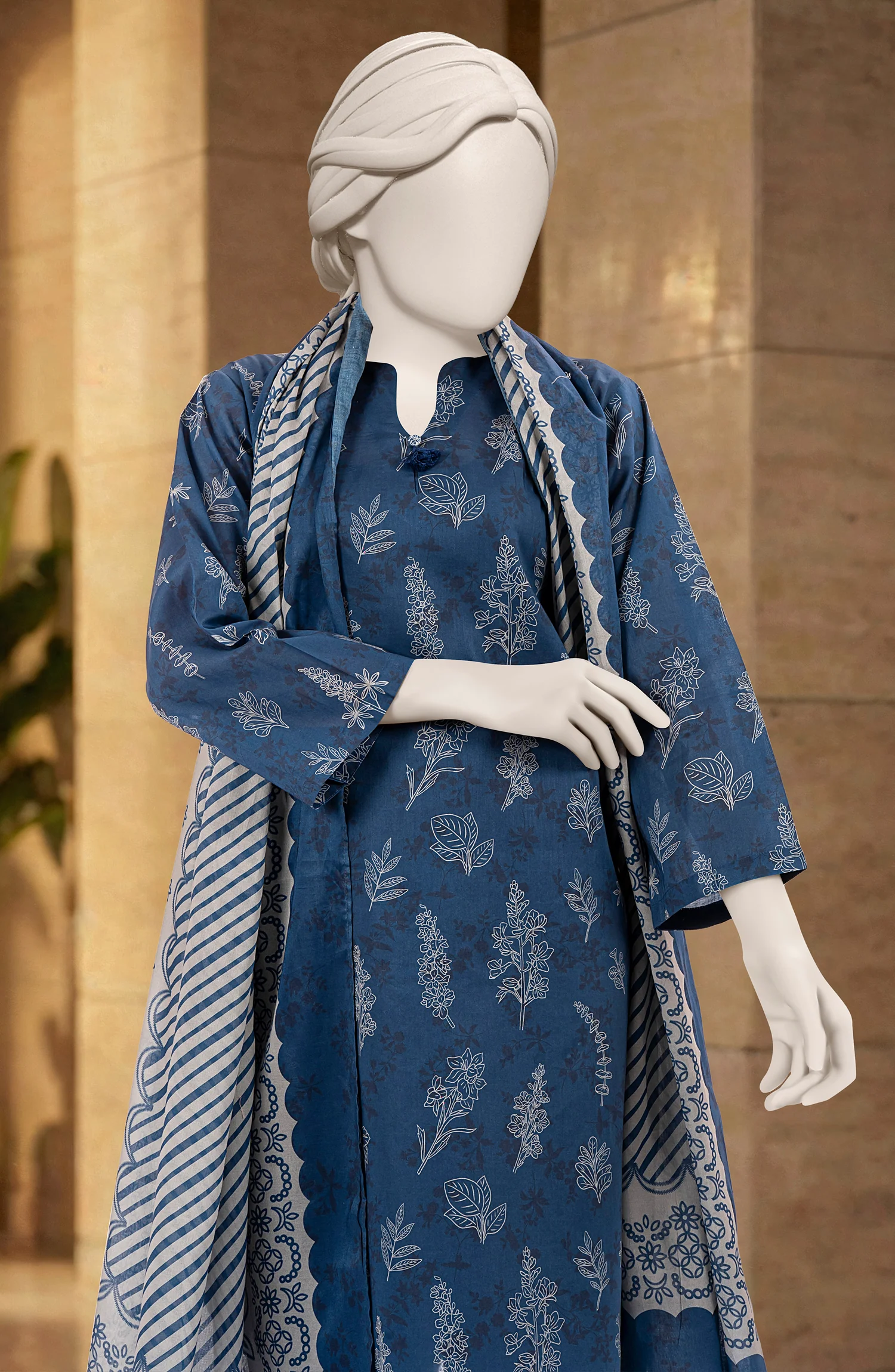 PRINTED LAWN STITCHED 3 PIECE - Image 2