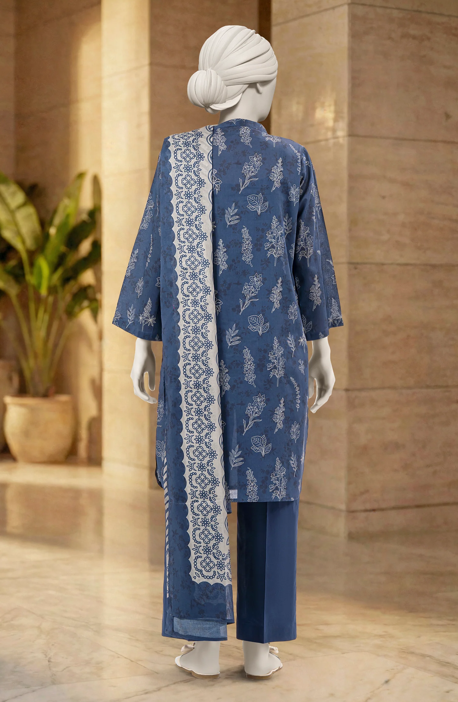 PRINTED LAWN STITCHED 3 PIECE - Image 4