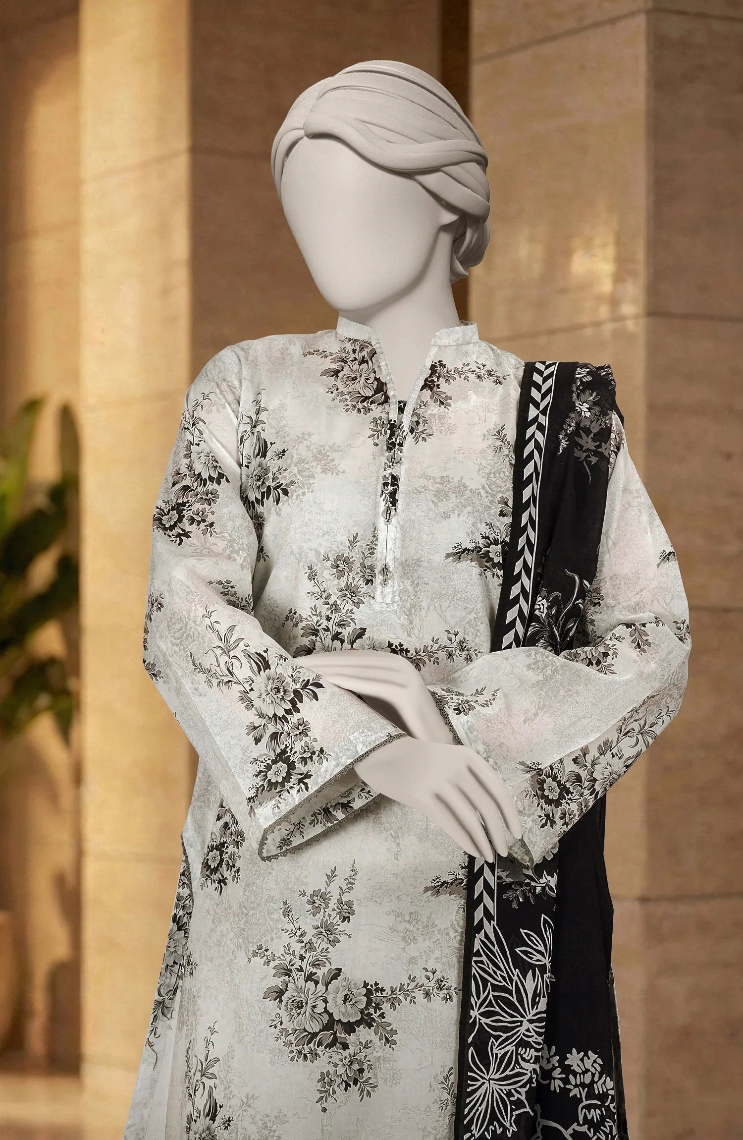 PRINTED LAWN STITCHED 3 PIECE - Image 2