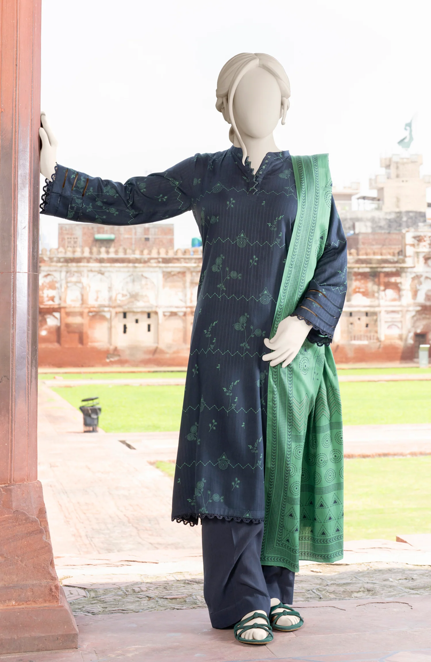 PRINTED TEXTURED VISCOSE 3PCS UNSTITCHED