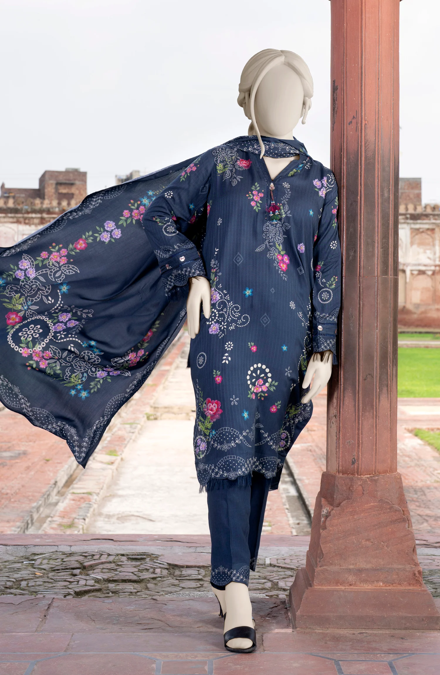 PRINTED TEXTURED VISCOSE 3PCS UNSTITCHED - Image 2
