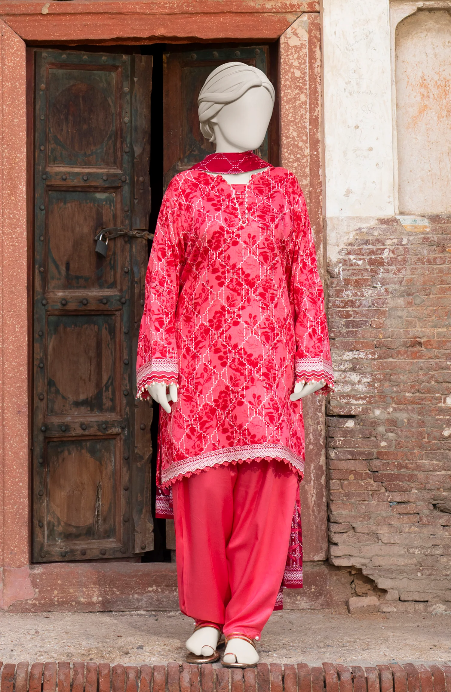 PRINTED TWILL VISCOSE 3PCS UNSTITCHED - Image 4