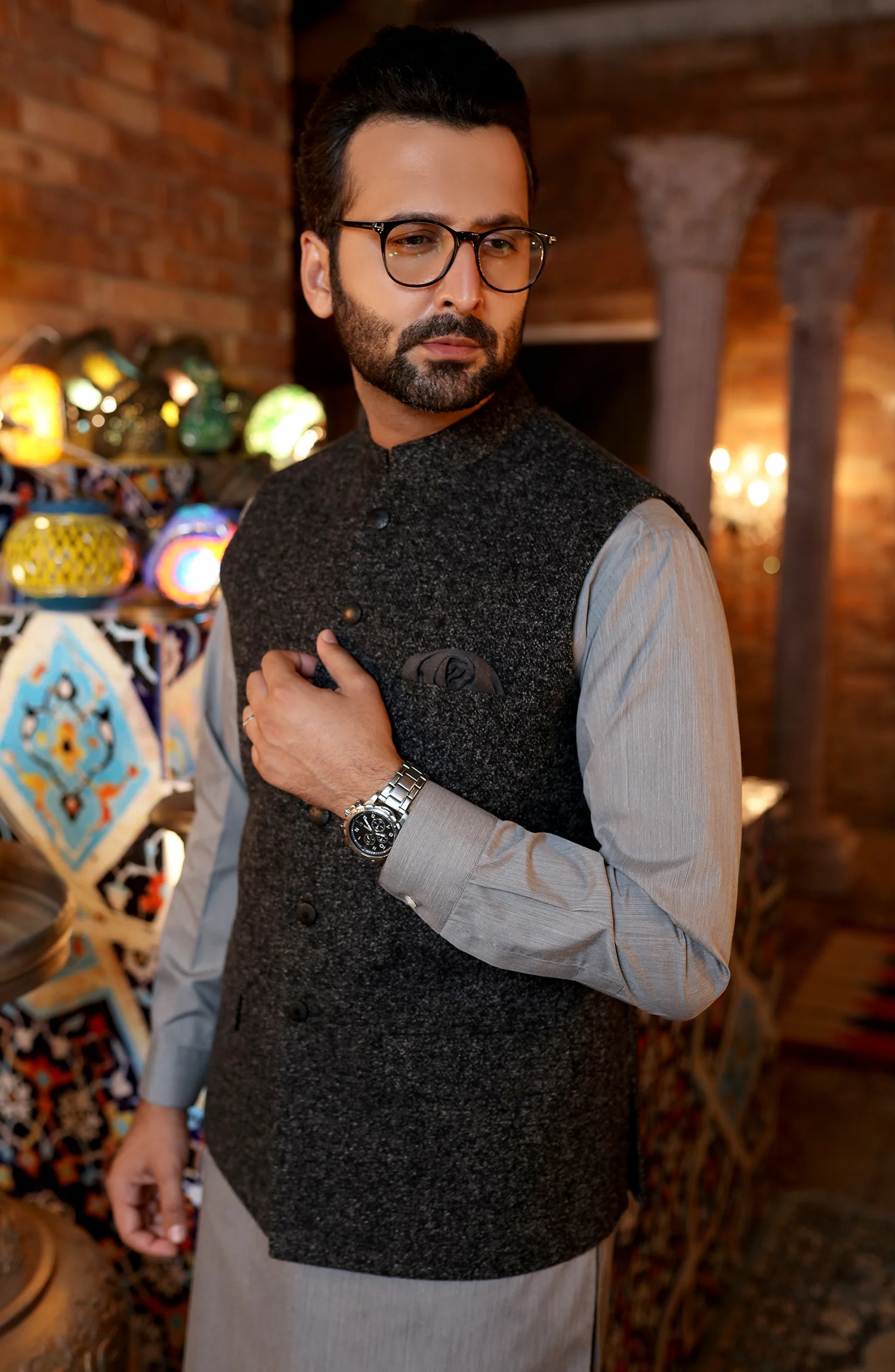 SEMI FORMAL WAISTCOAT BLACK - Image 2