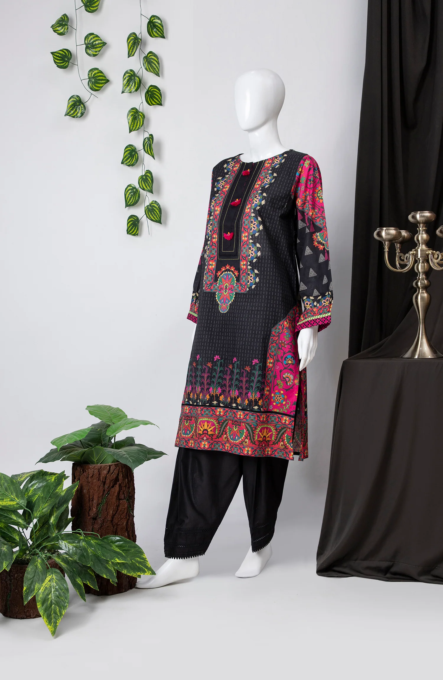 SHALIMAR 1PC STITCHED KURTI - Image 3