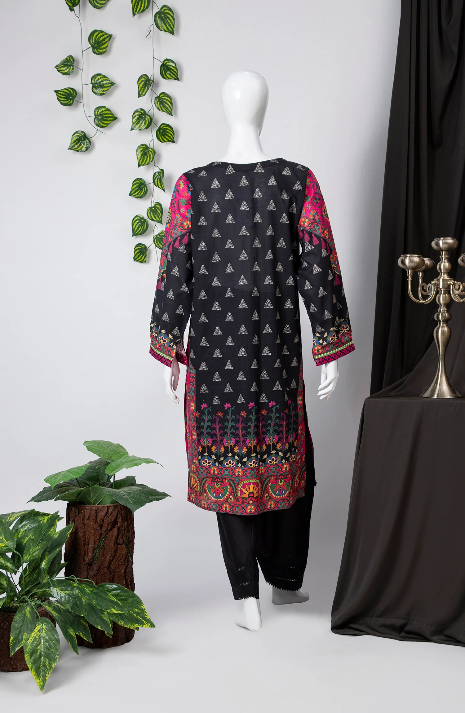 SHALIMAR 1PC STITCHED KURTI - Image 4