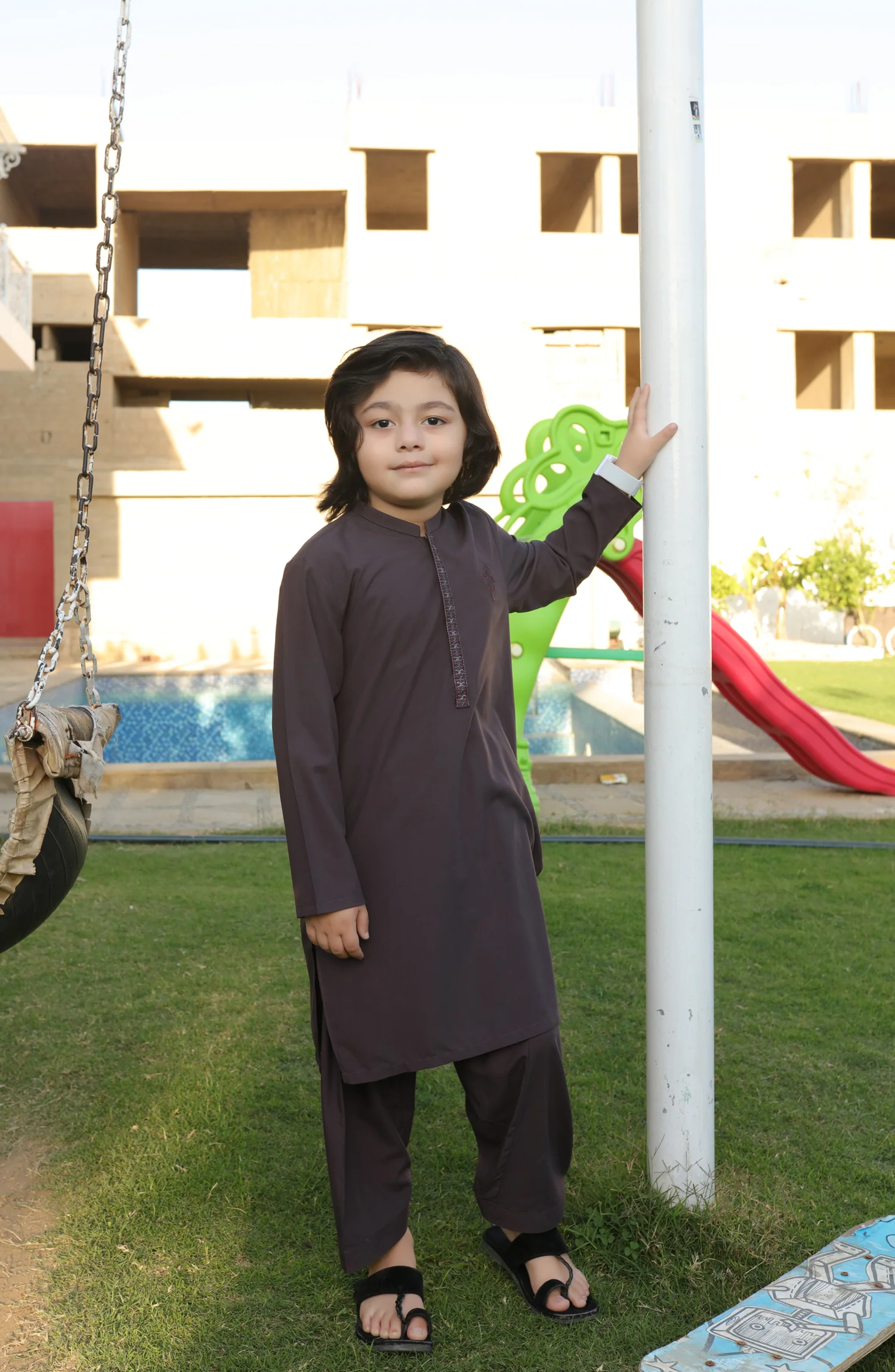 SUMMER'22 BOYS SEMI FORMAL EMBROIDEREY KAMEEZ SHALWAR BROWN - Image 2