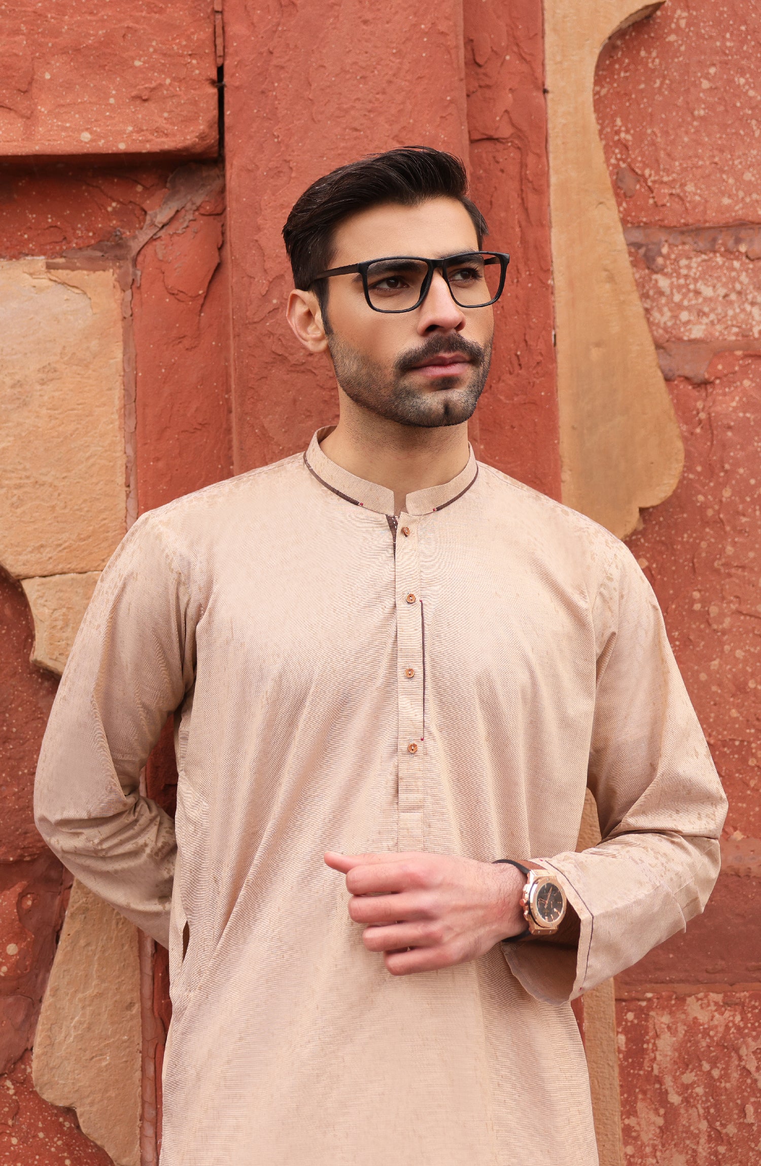 SUMMER'22 MEN KURTA CASUAL STYLING BEIGE - Image 2