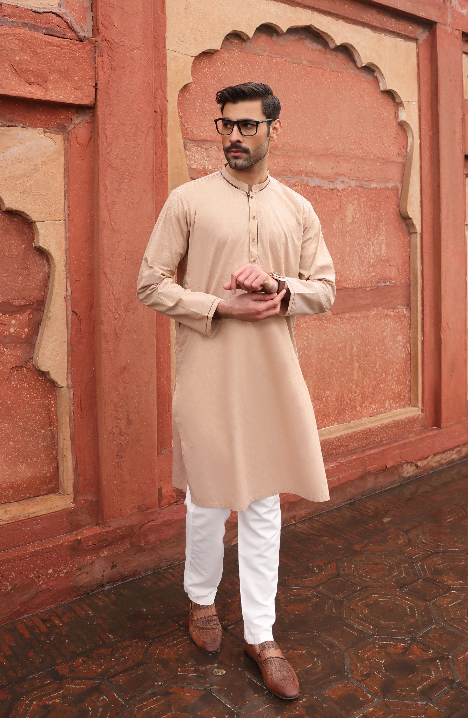 SUMMER'22 MEN KURTA CASUAL STYLING BEIGE - Image 3