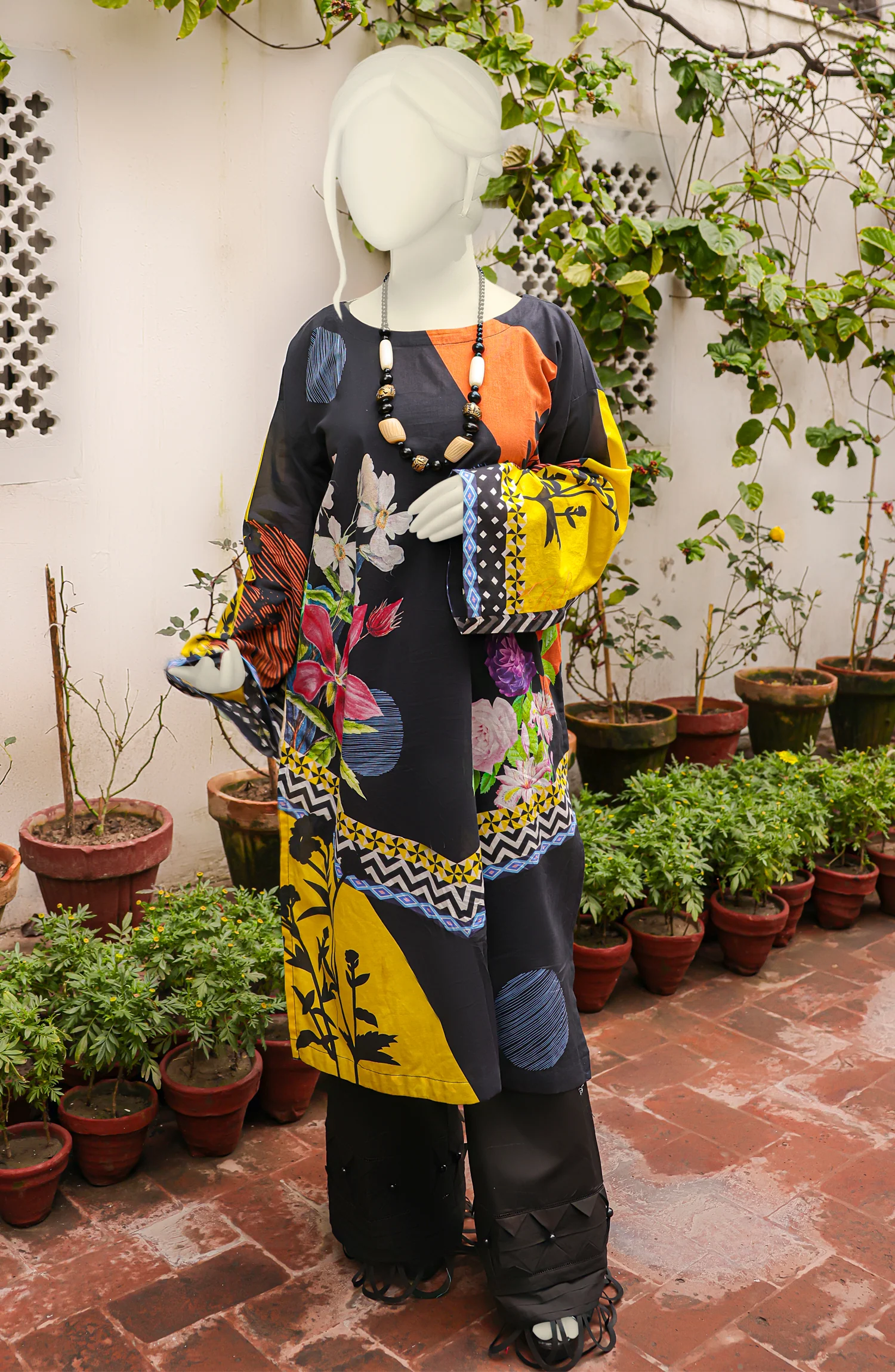 SUMMER'22 RADIN 1PC STITCHED KURTI