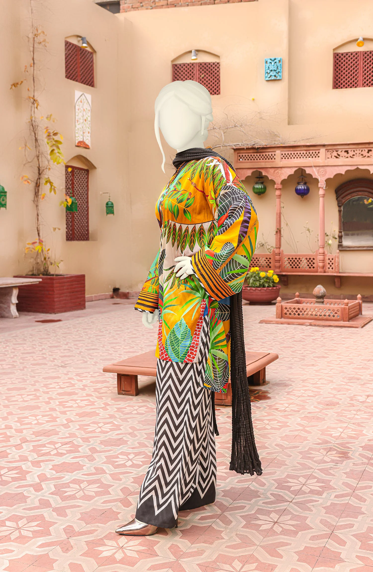 SUMMER'22 RAIN FOREST STITCHED 3PC SUIT - Image 3