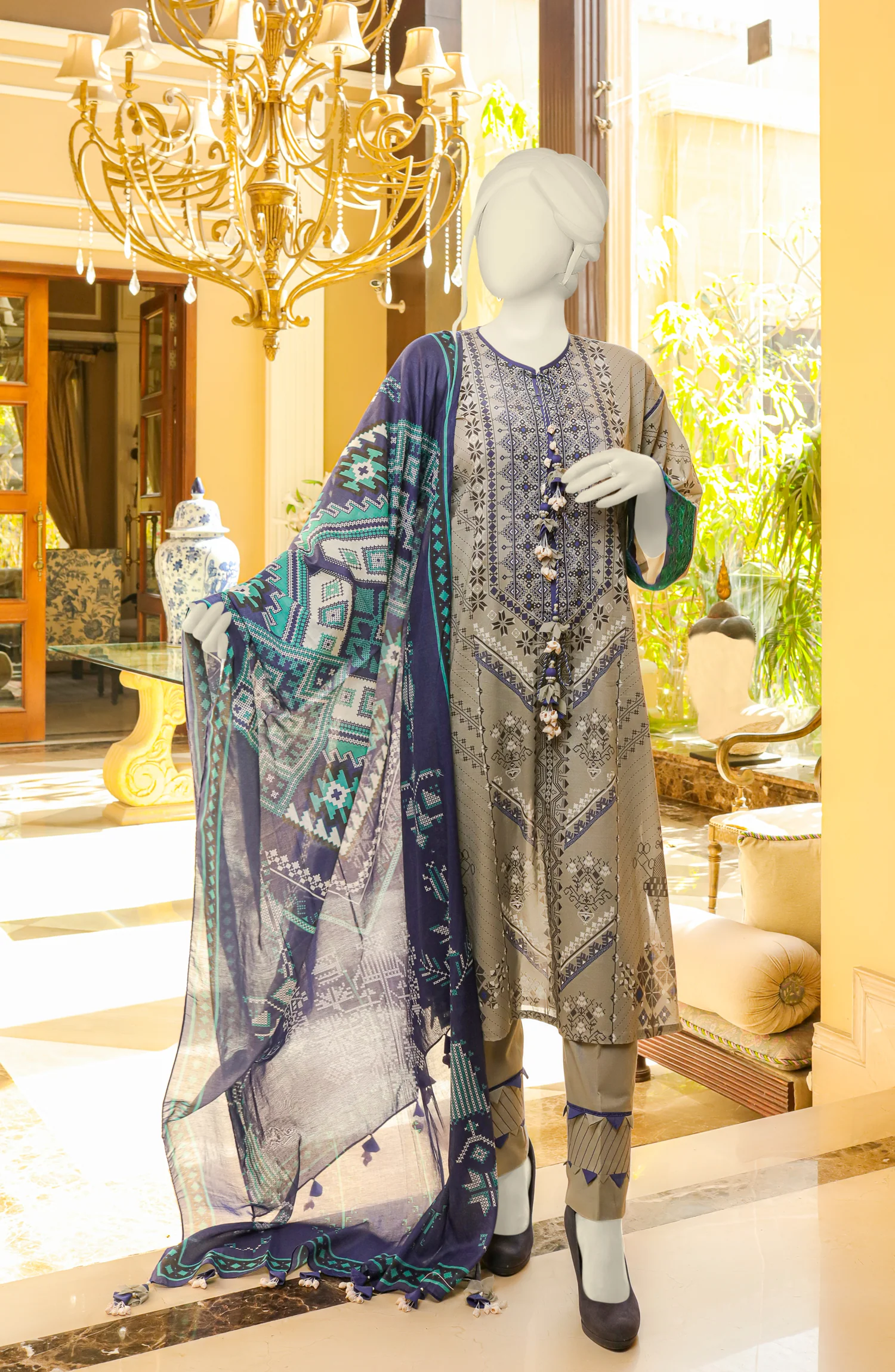 SUMMER'22 VEENJHAR EMBROIDERED DIGITAL PRINTED LAWN 3PC UNSTITCHED