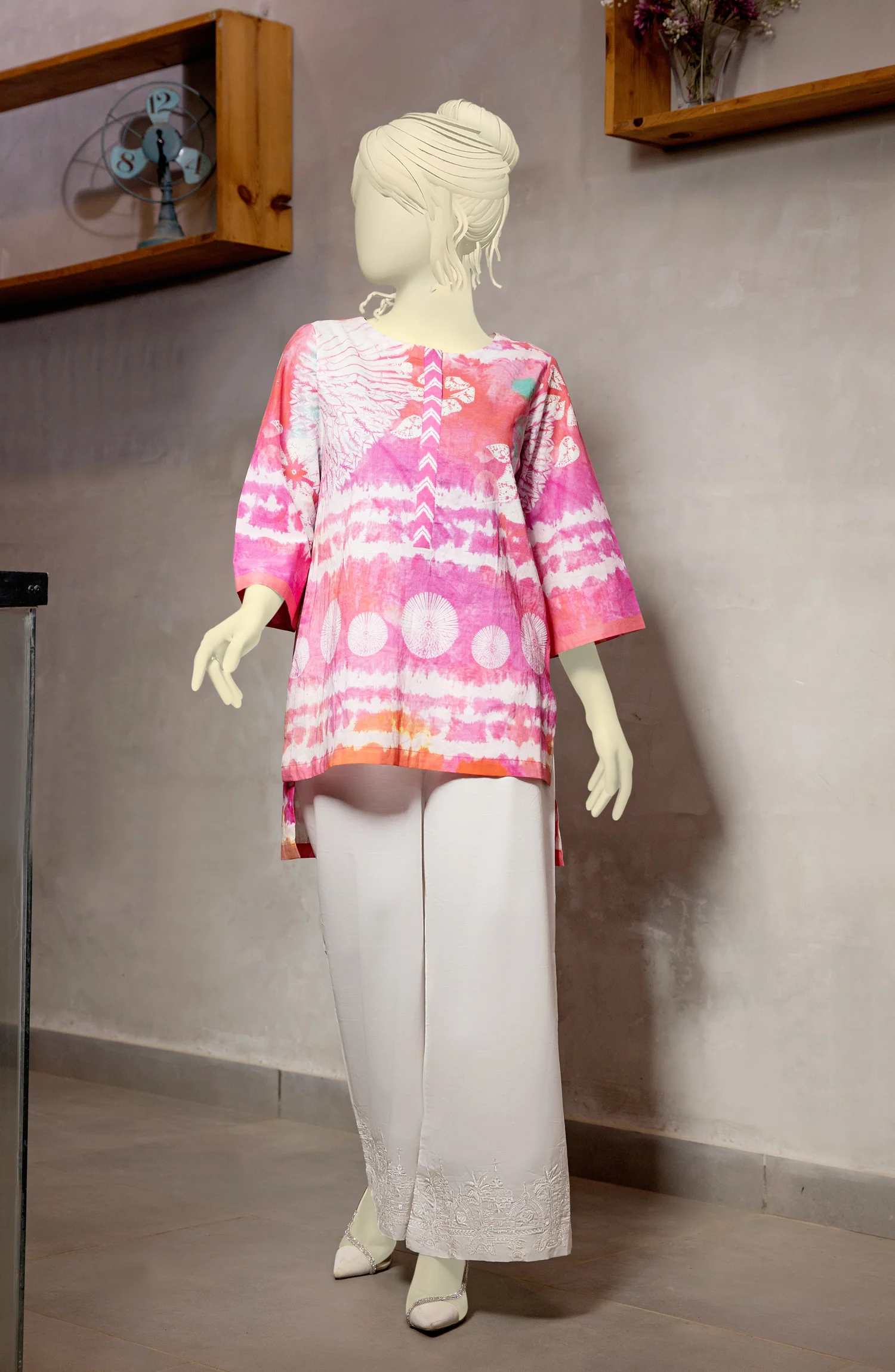 SUMMER'23 CLOUDS BURS STITCHED 1PC KURTI