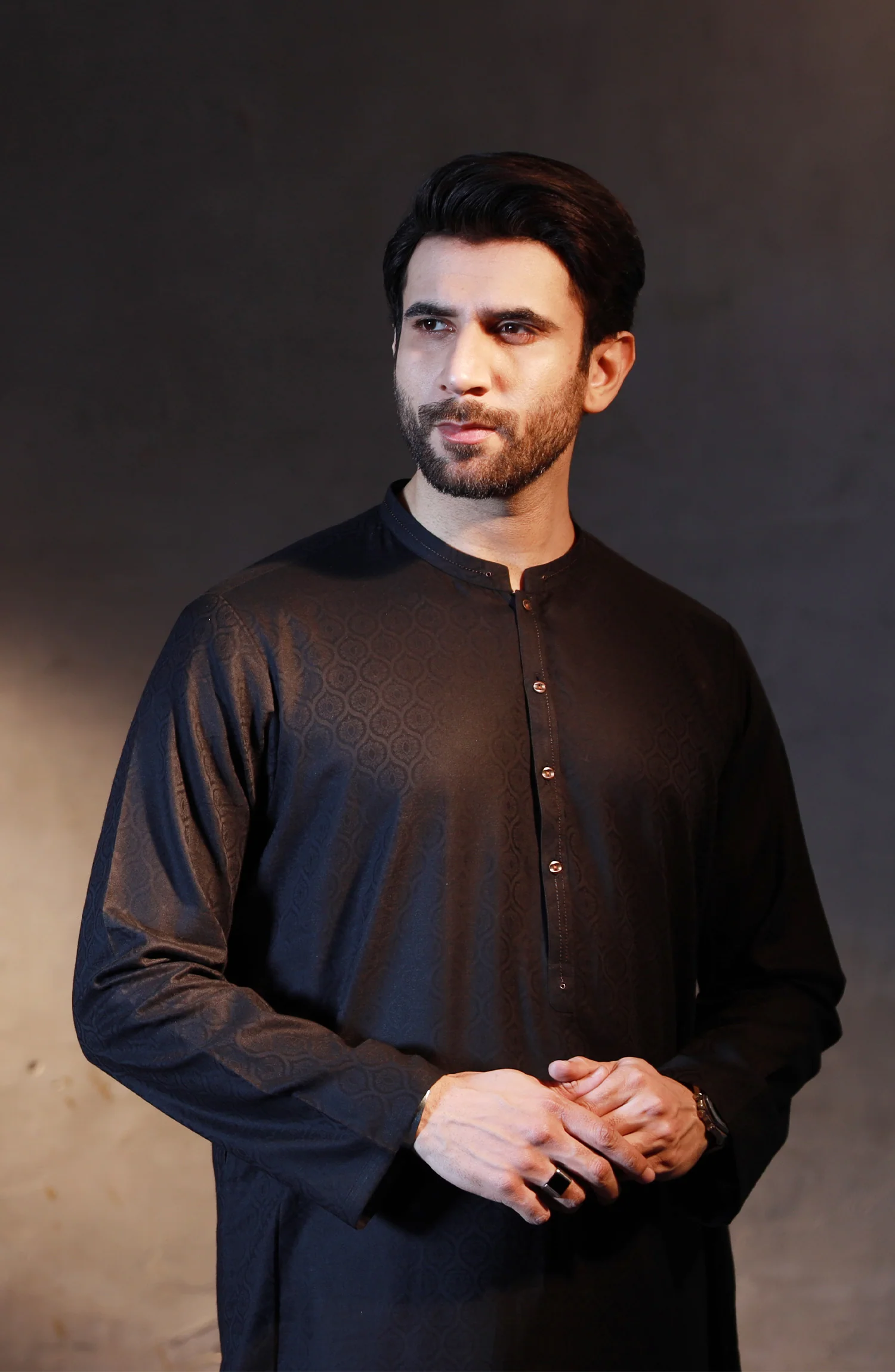 SUMMER'23 MEN KURTA CASUAL BLACK - Image 2