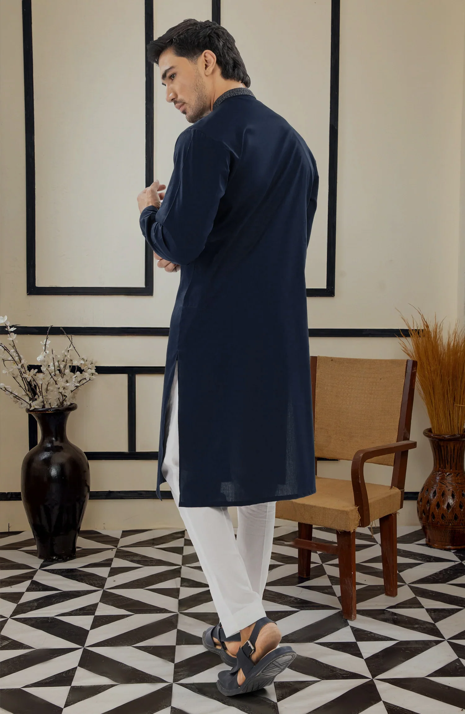 SUMMER'25 MEN KURTA EMBROIDERED NAVY - Image 4