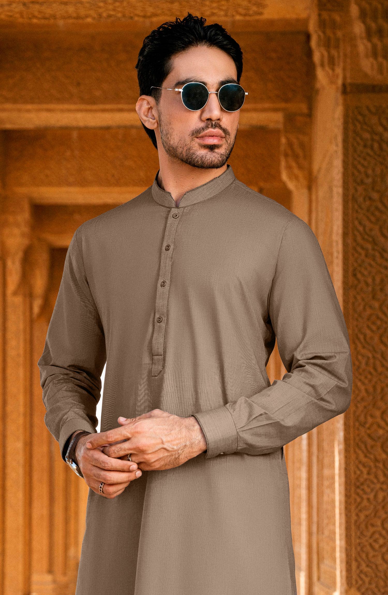 TEA BROWN CHAMBRAY KAMEEZ SHALWAR - Image 2