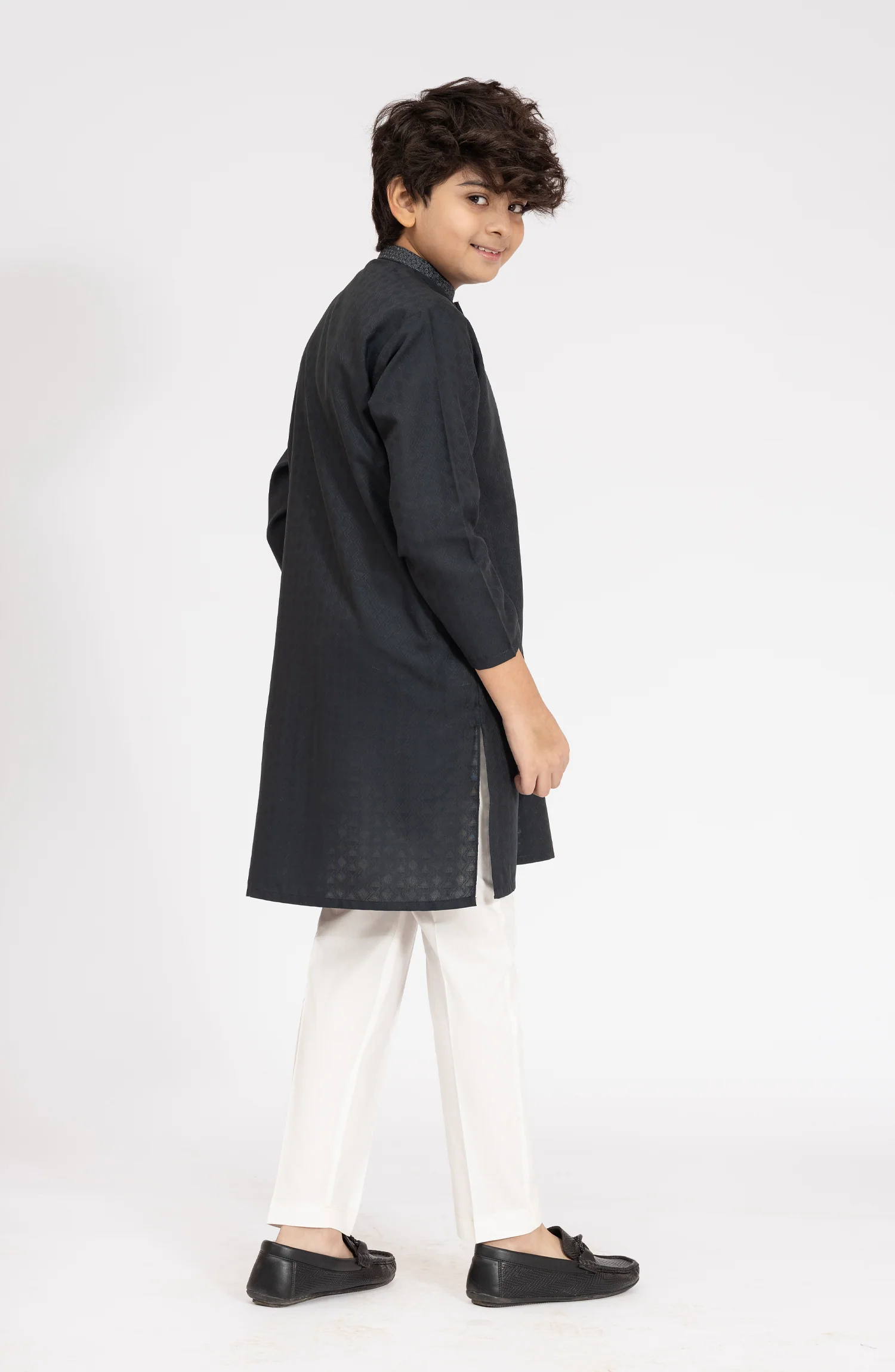 TEAL BLENDED EMBROIDERED KURTA - Image 6