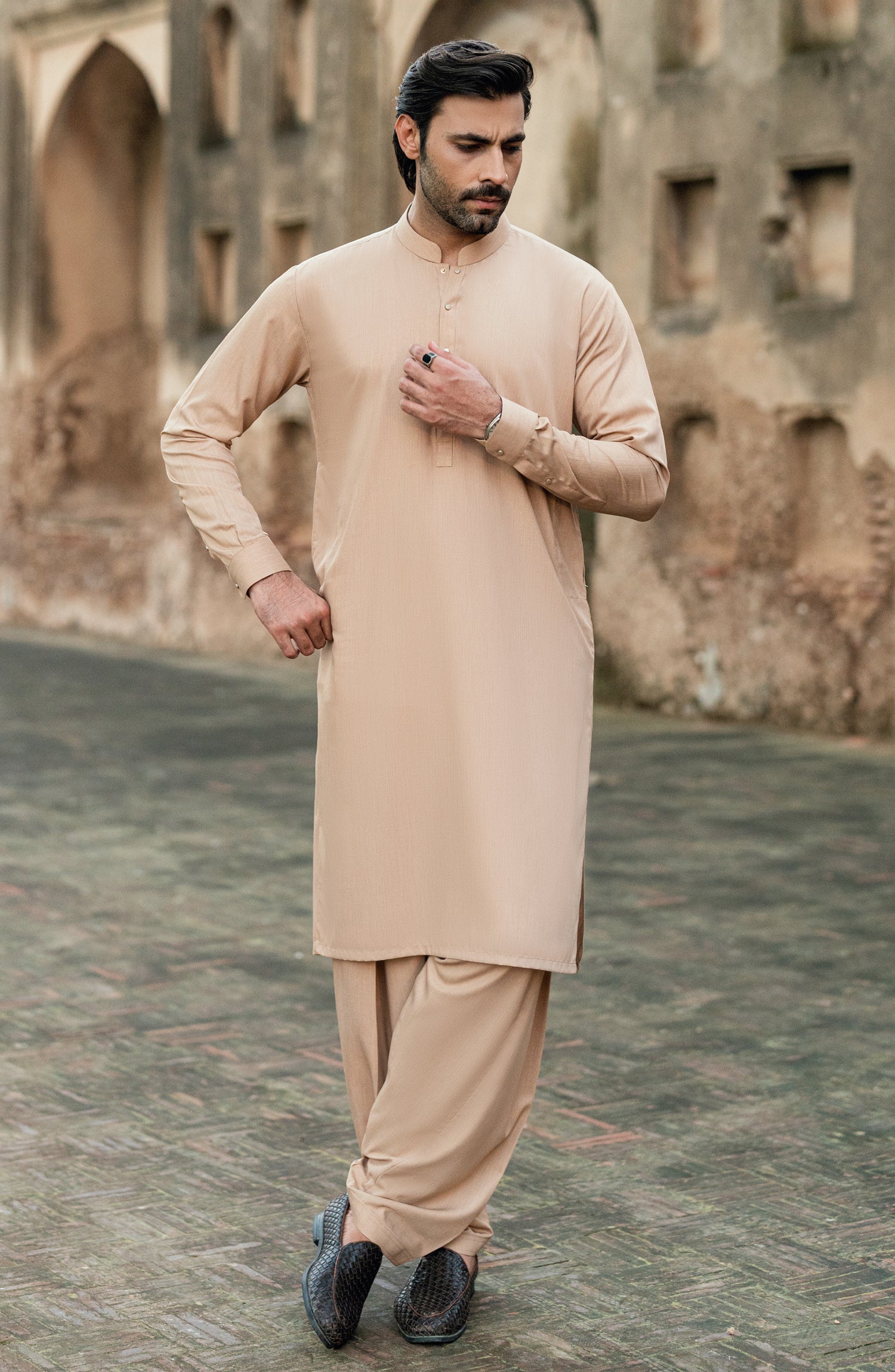 VINTAGE-GOLD BLENDED KAMEEZ SHALWAR - Image 5