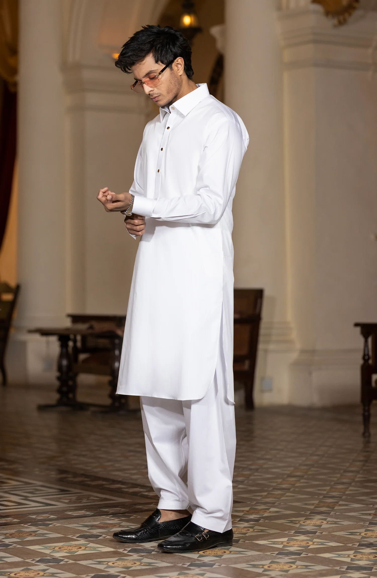 WHITE 100% COTTON KAMEEZ SHALWAR - Image 7