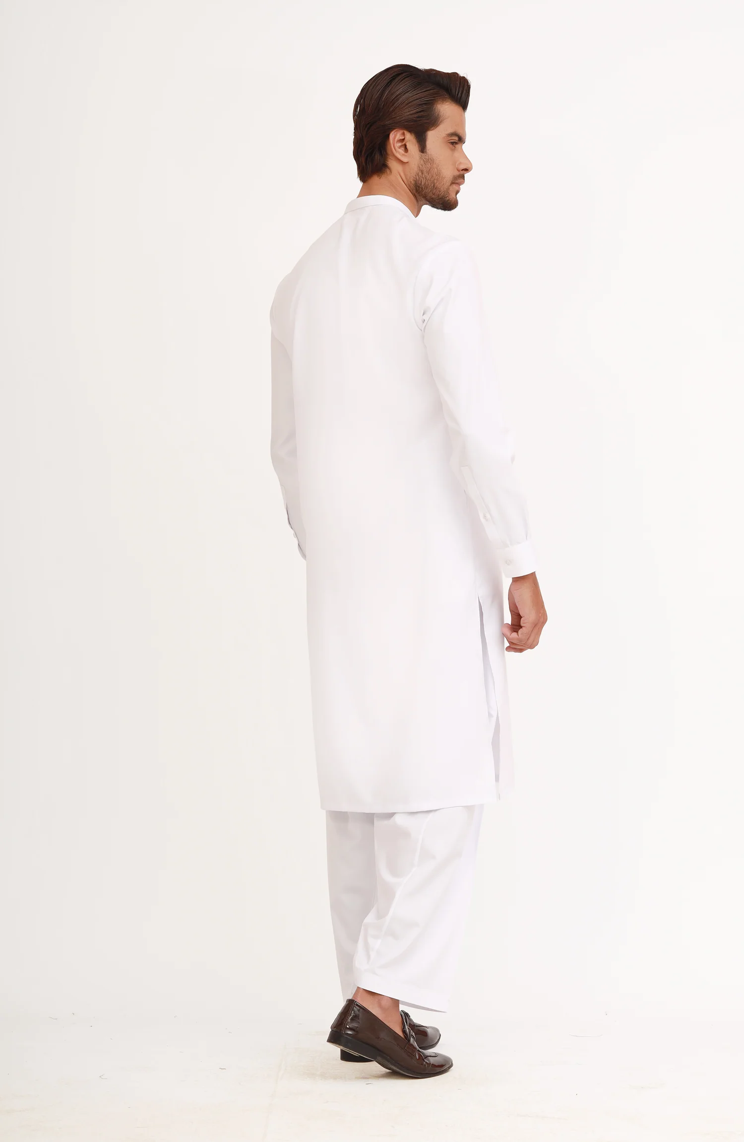 WHITE BLENDED KAMEEZ SHALWAR - Image 6