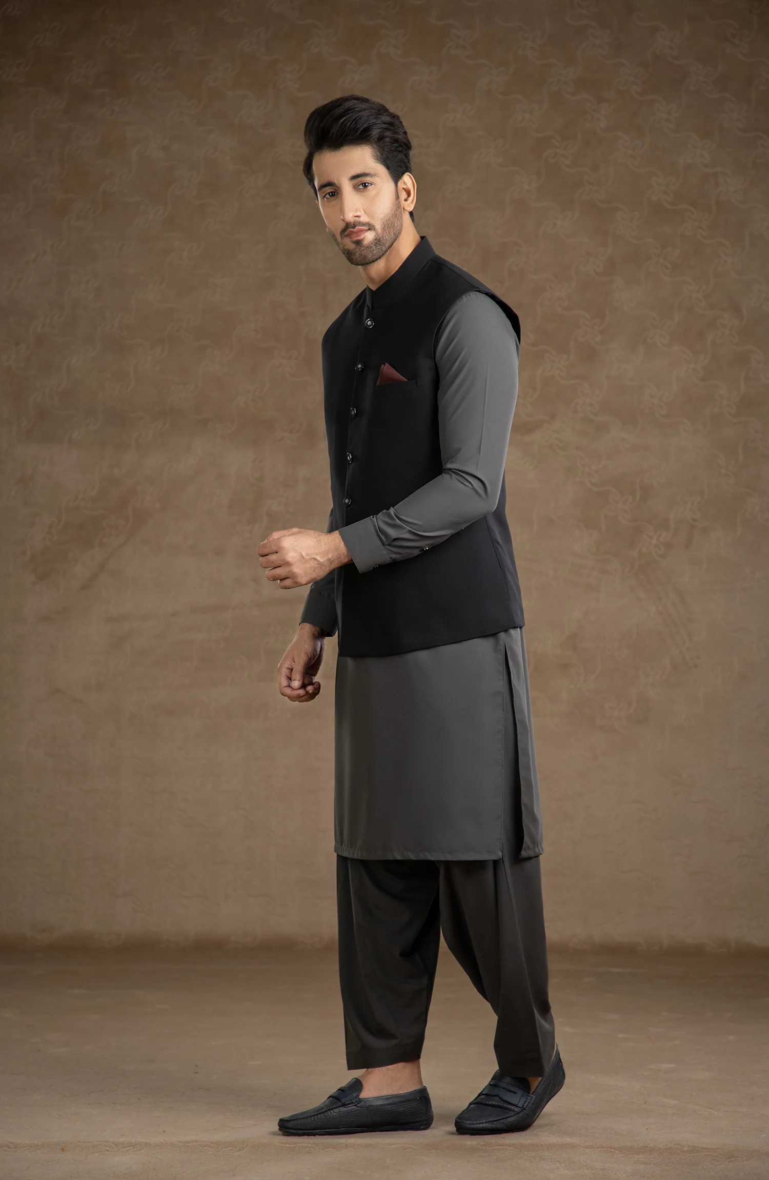 WINTER'22 MEN FORMAL PLAIN WAISTCOAT BLACK - Image 3