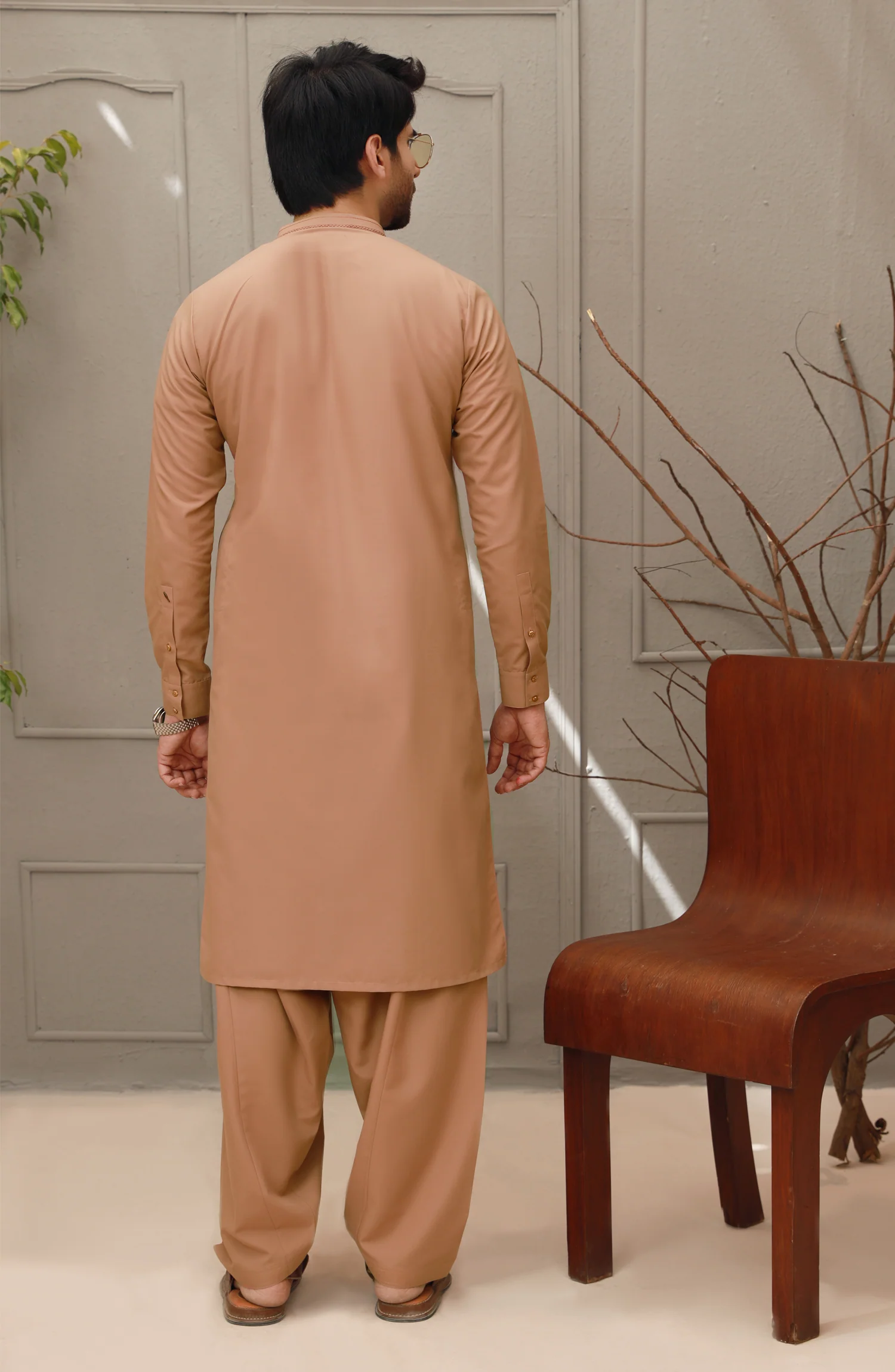 WINTER'22 MEN KAMEEZ SHALWAR SEMI FORMAL CAMEL - Image 2