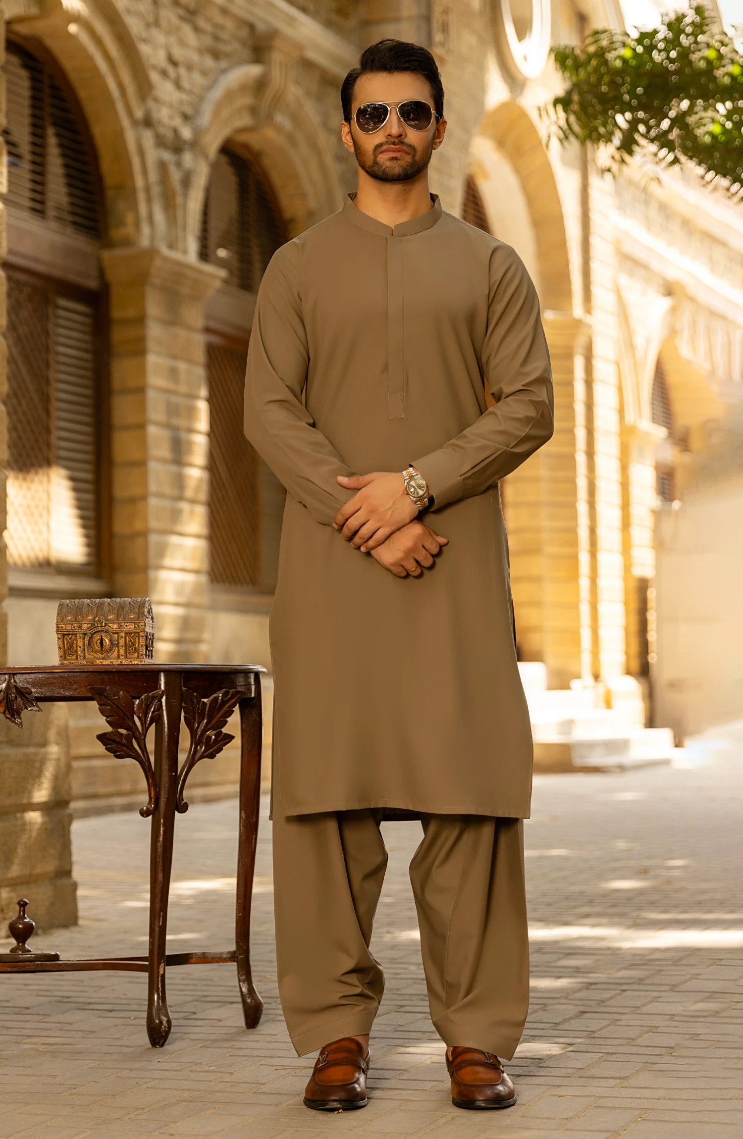 WINTER'23 MEN KAMEEZ SHALWAR PLAIN LIGHT OLIVE - Image 3