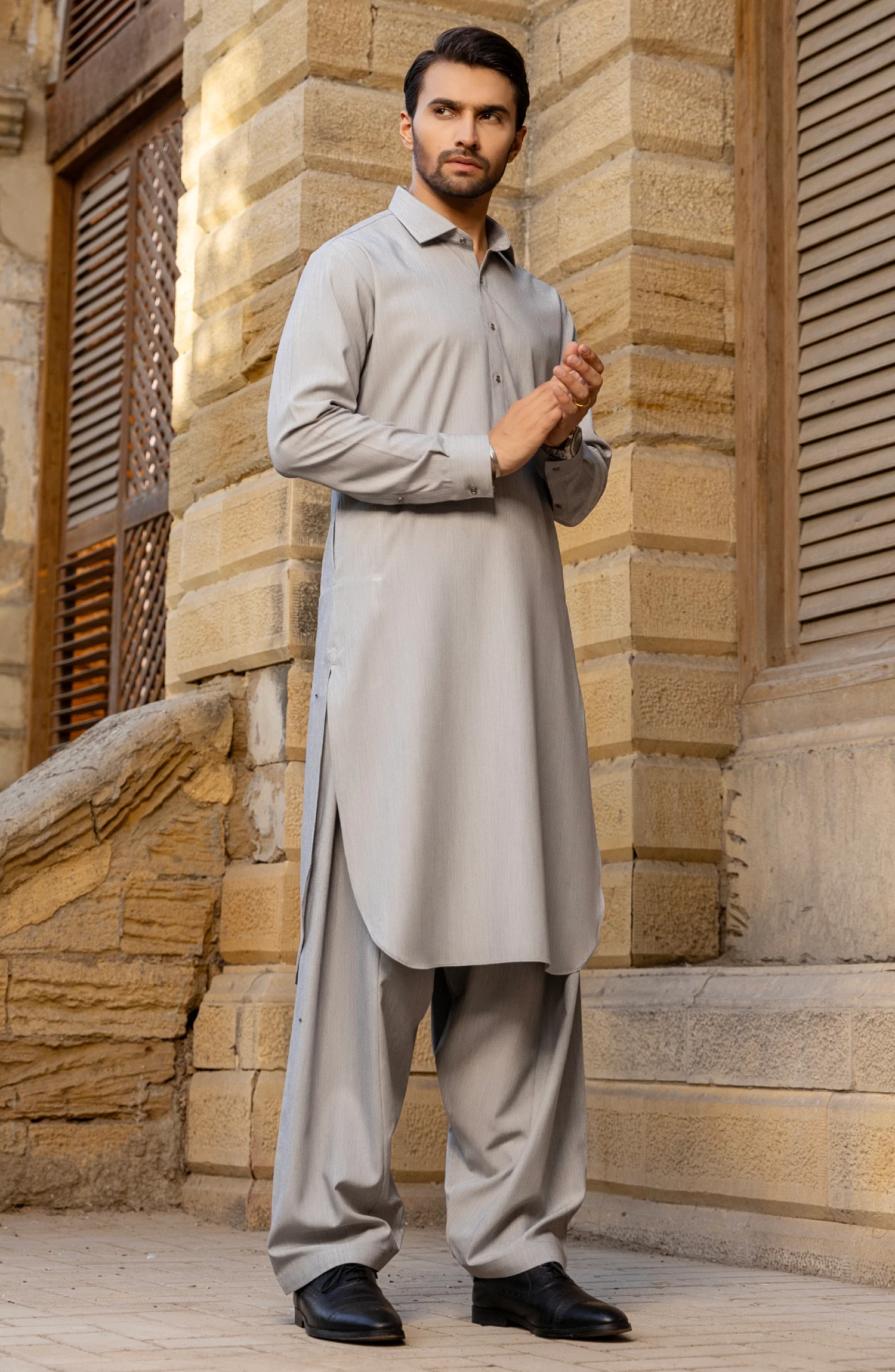 WINTER'23 MEN KAMEEZ SHALWAR PLAIN STONE GREY - Image 3