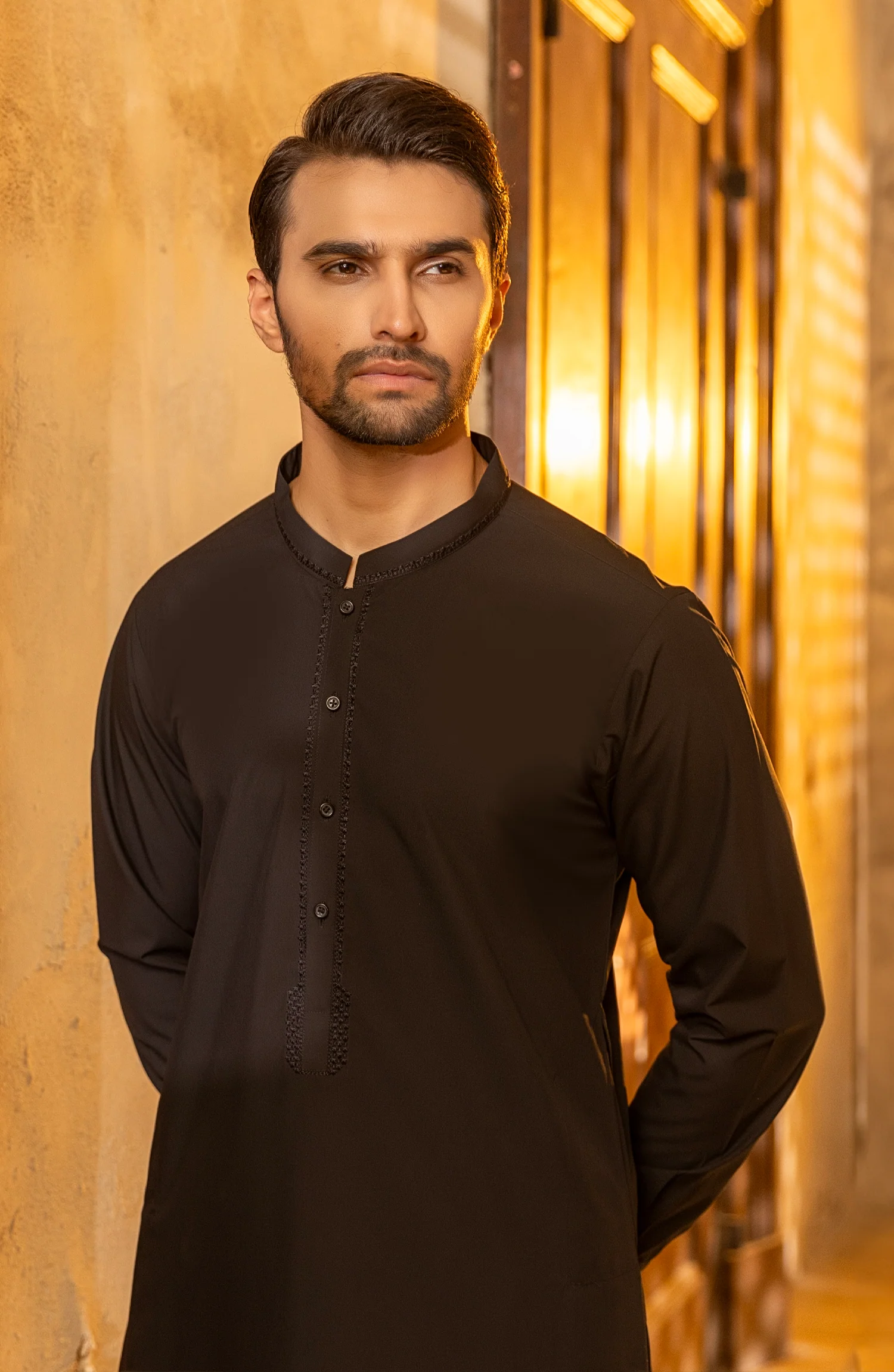 WINTER'23 MEN KAMEEZ SHALWAR SEMI FORMAL BLACK - Image 3