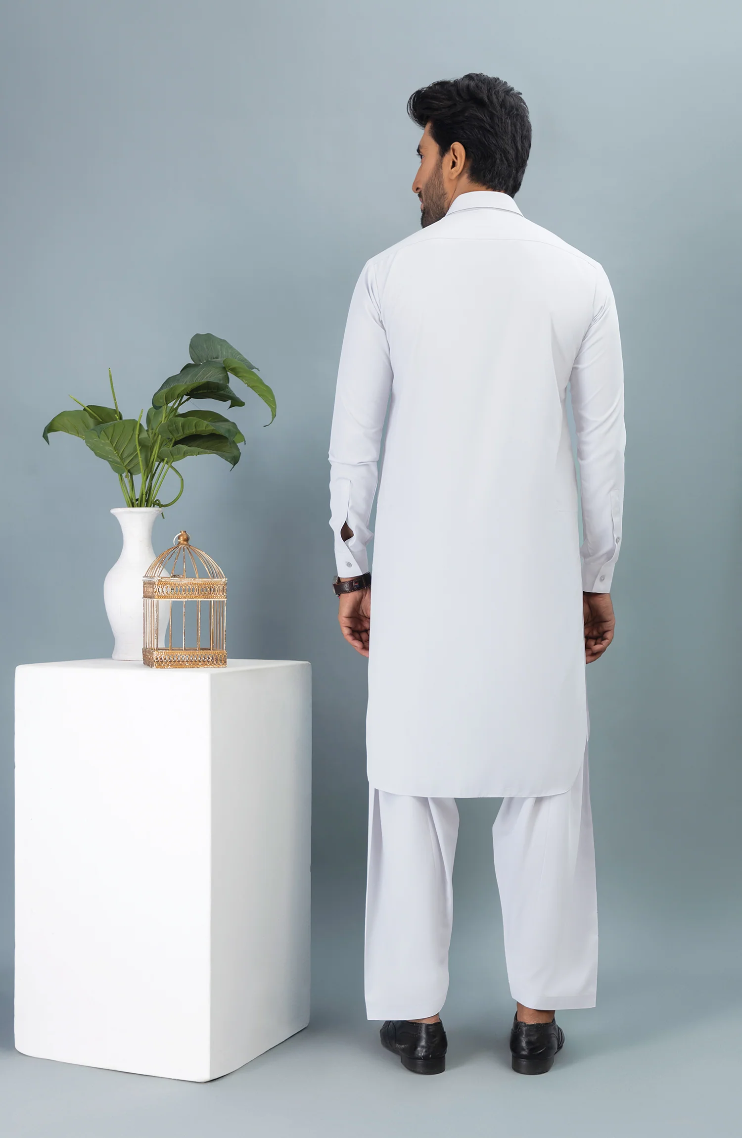 WINTER'23 MEN KAMEEZ SHALWAR WHITE - Image 3