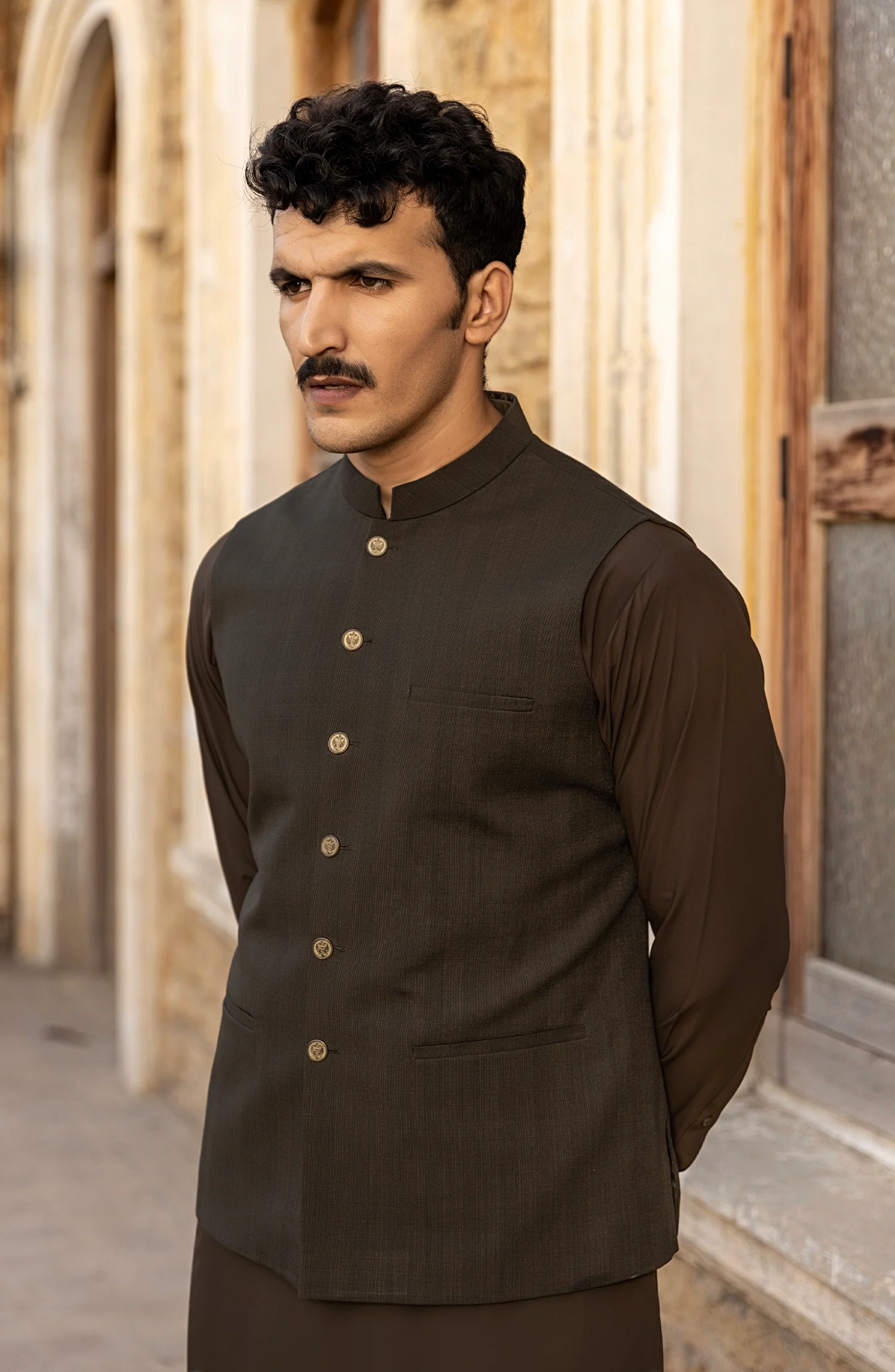 WINTER'23 MEN KAMEEZ SHALWAR WITH WAIST COAT BROWN - Image 3