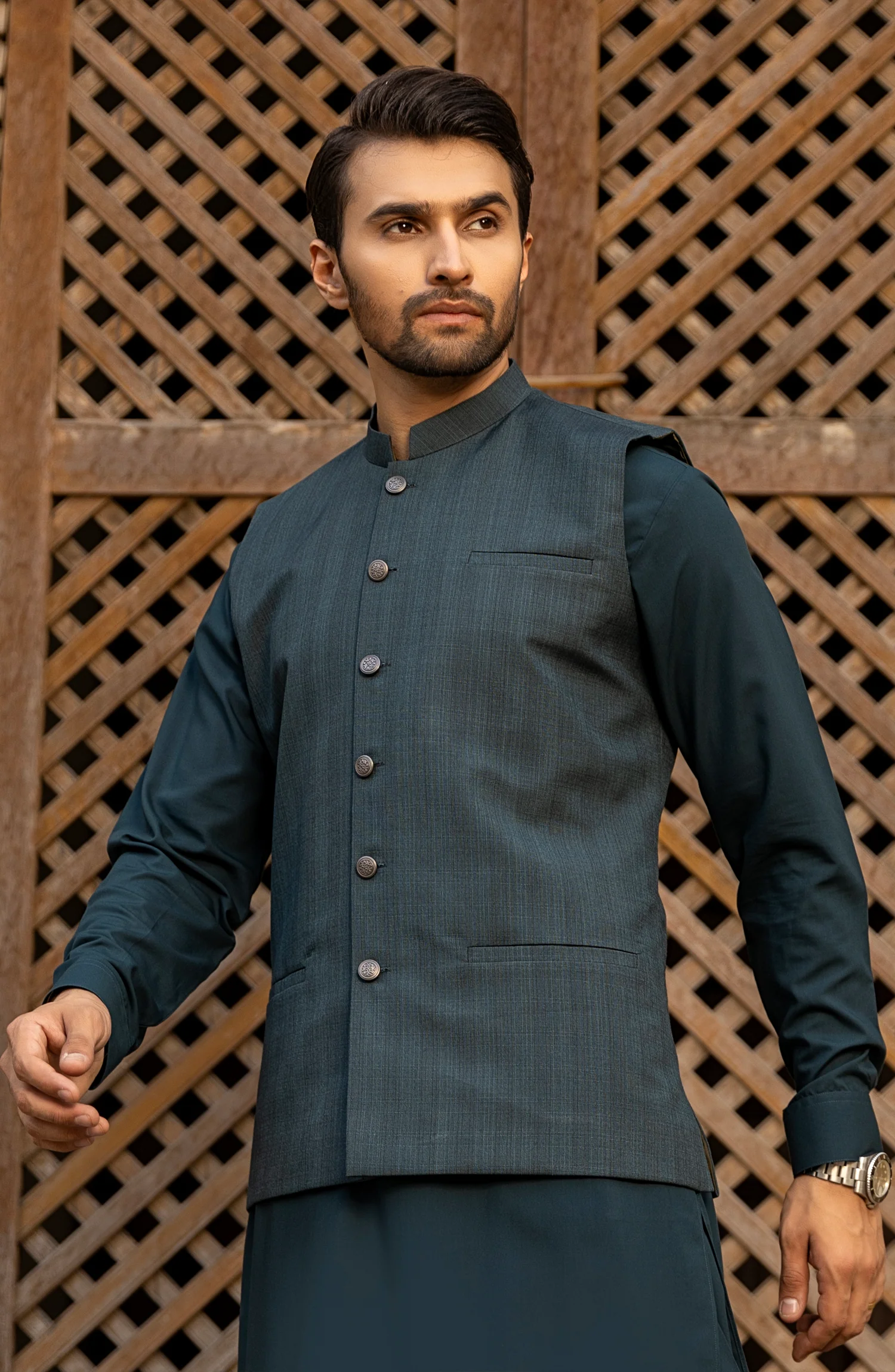 WINTER'23 MEN KAMEEZ SHALWAR WITH WAIST COAT TEAL - Image 6