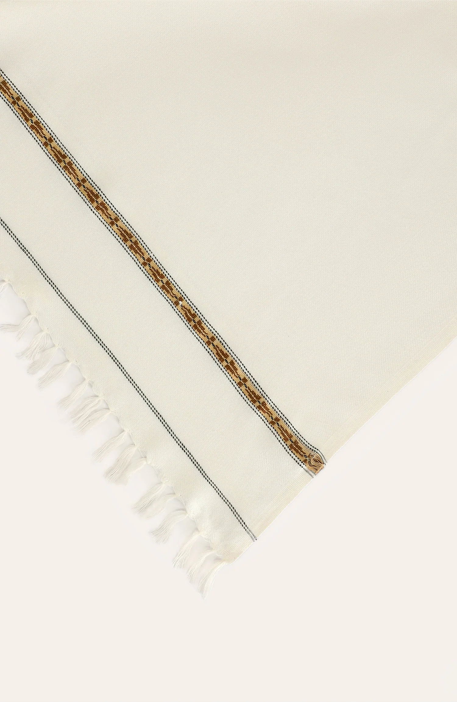 WINTER'23 MEN SHAWL FORMAL CREAM