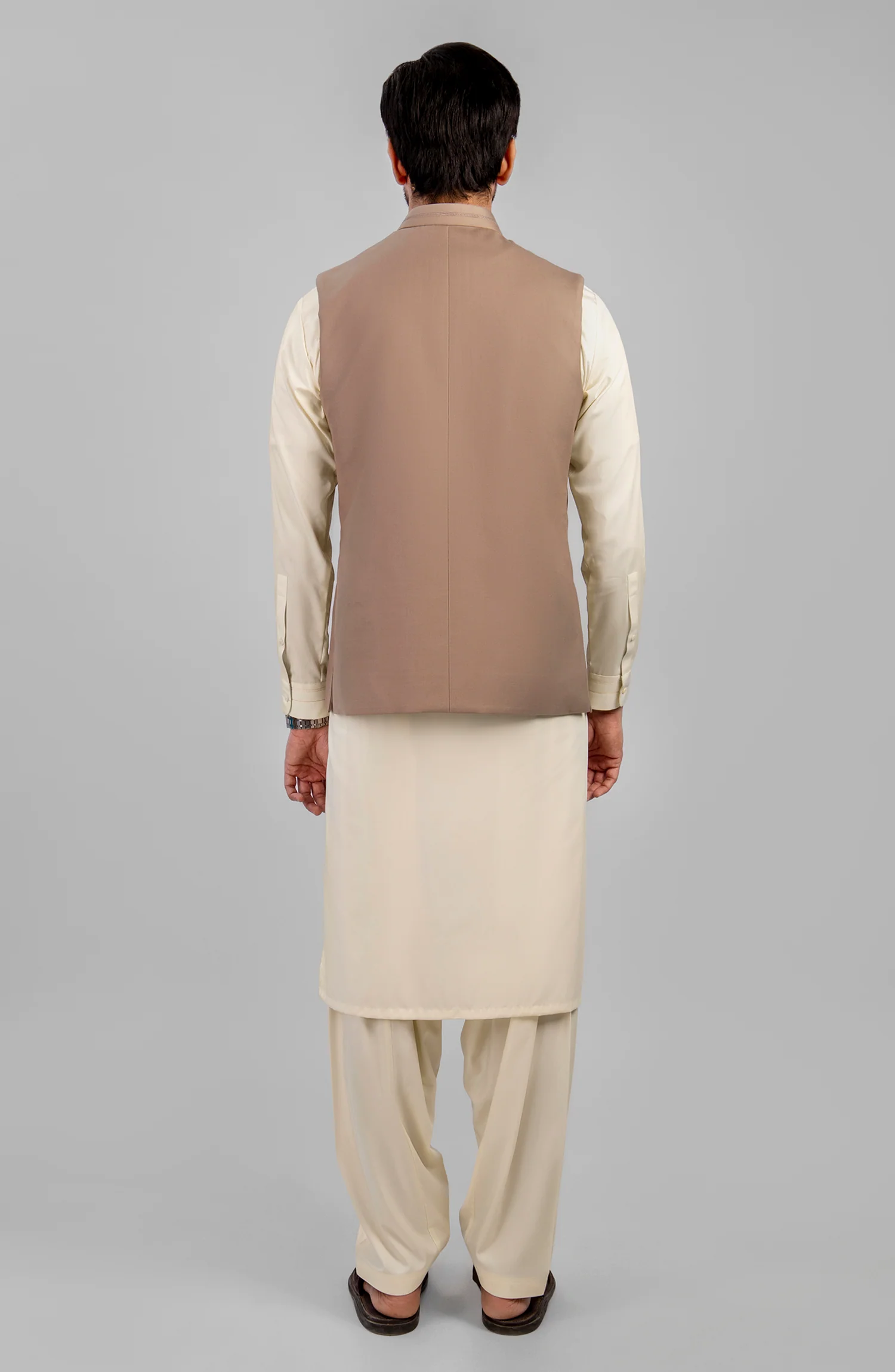 WINTER'23 MEN WAISTCOAT FORMAL FAWN - Image 3