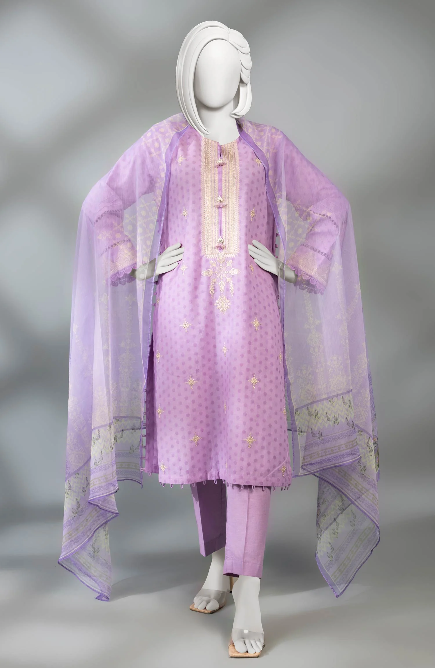 WINTER'23 WOMEN EMBROIDERED JACQUARD 3PC UNSTITCHED