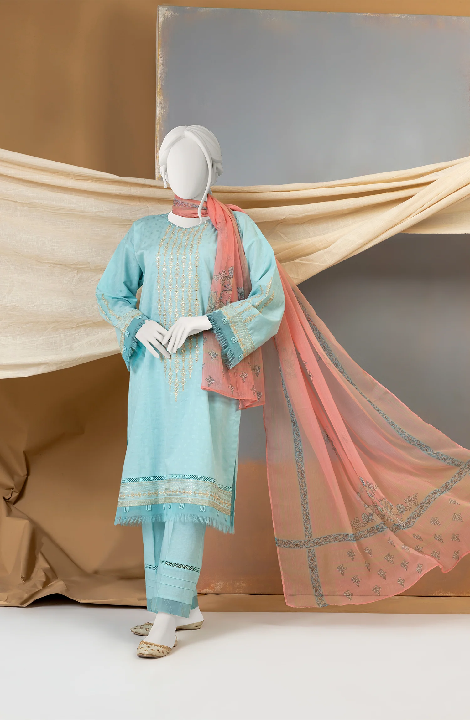 WINTER'23 WOMEN EMBROIDERED JACQUARD 3PC UNSTITCHED