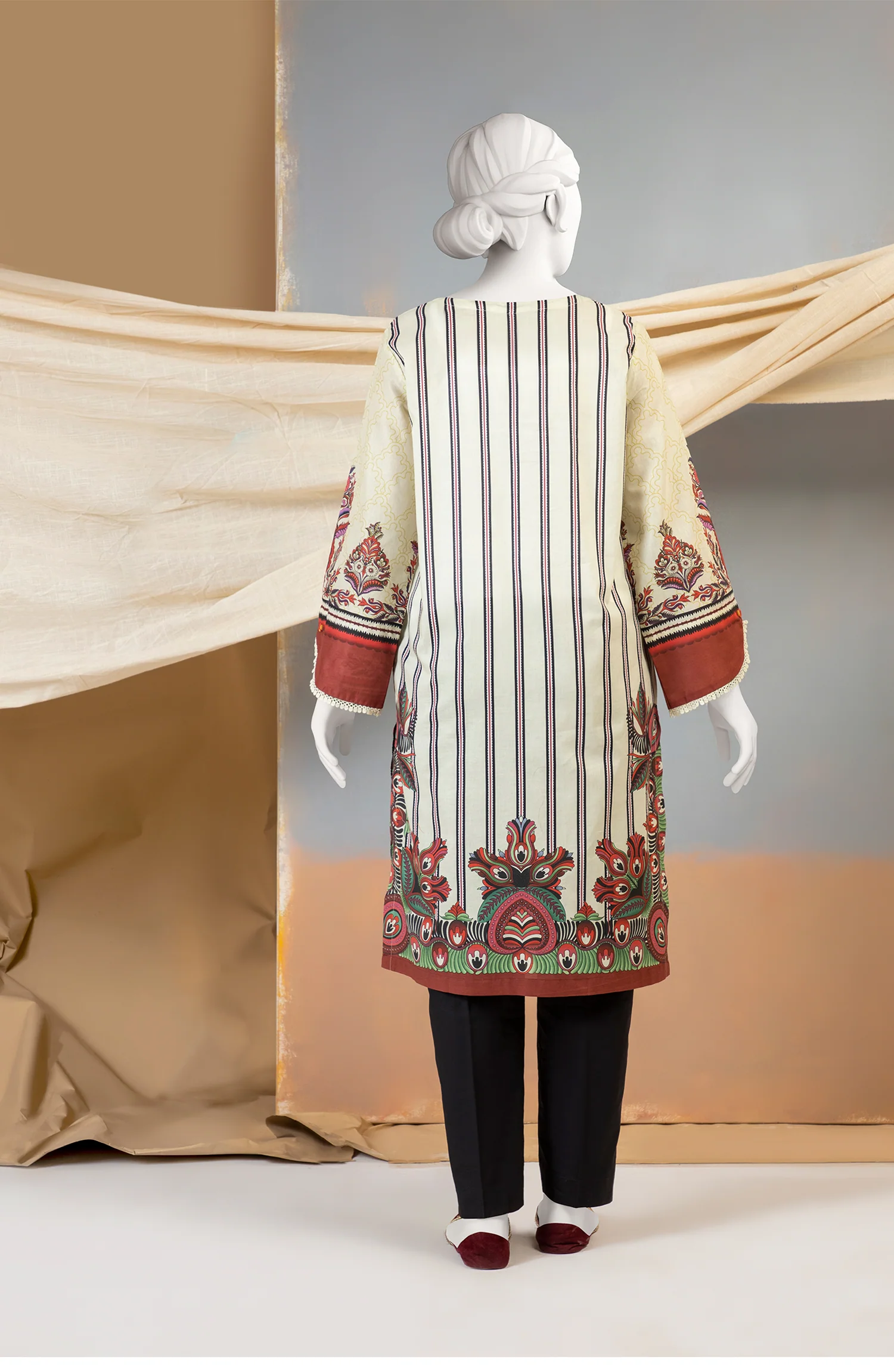 WINTER'23 WOMEN STITCHED 1PC KURTI - Image 3