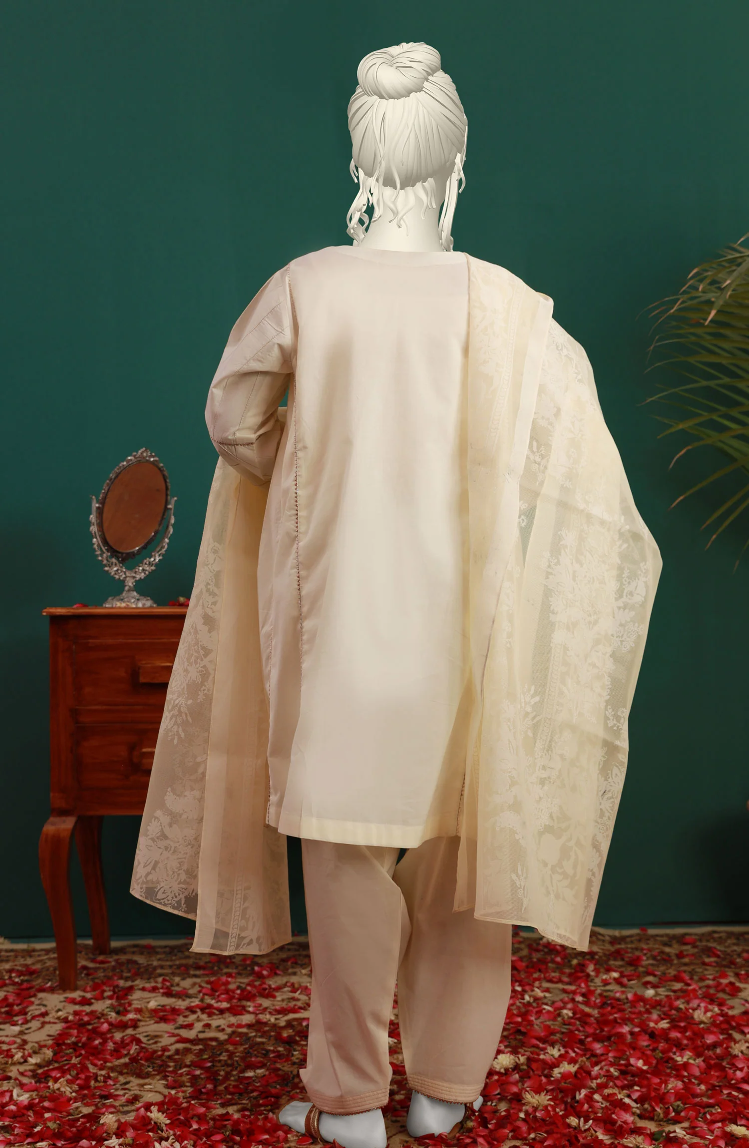 WINTER'23 WOMEN STITCHED 3PC SUIT - Image 2