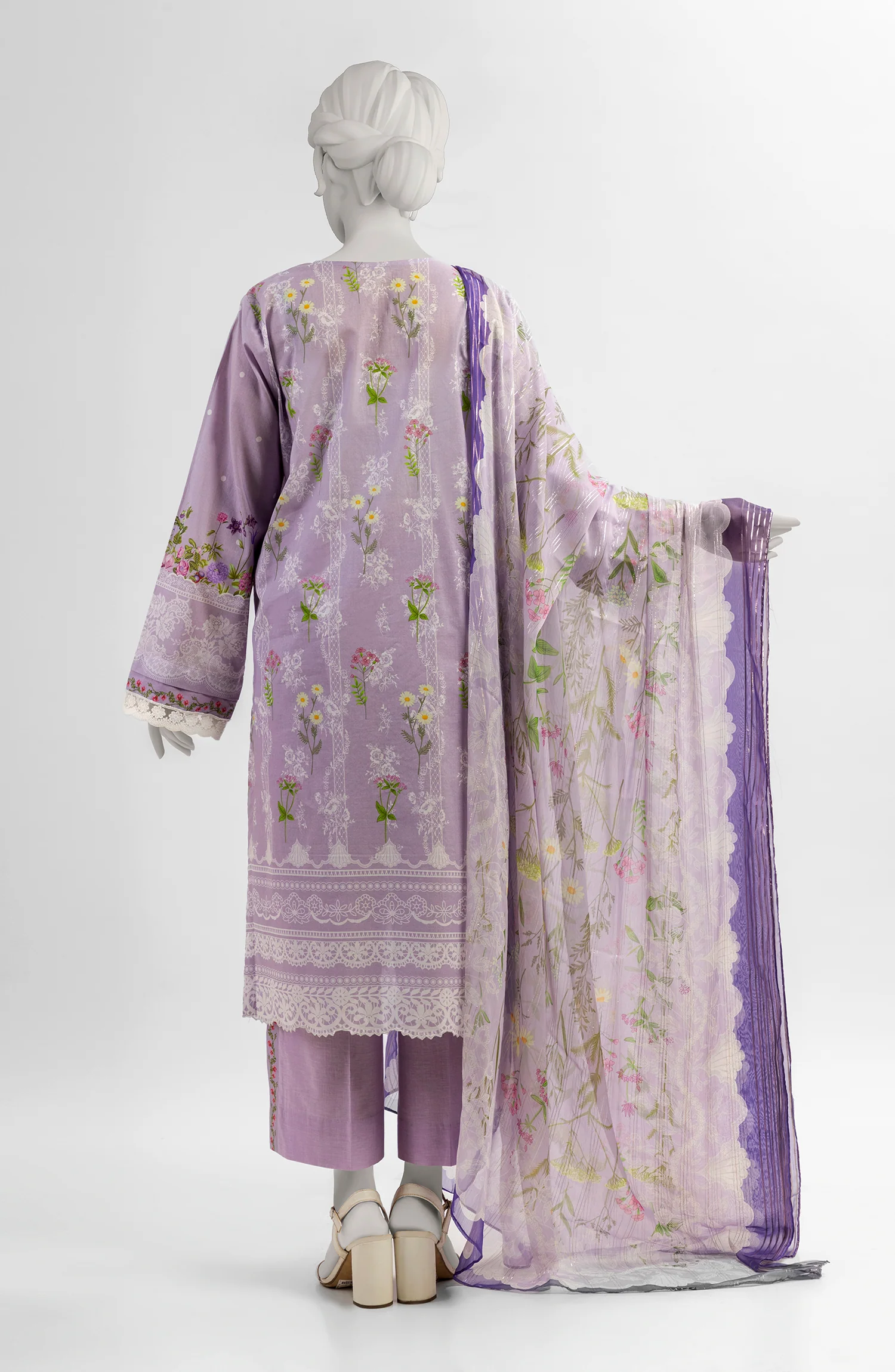 WINTER'23 WOMEN STITCHED 3PC SUIT - Image 2