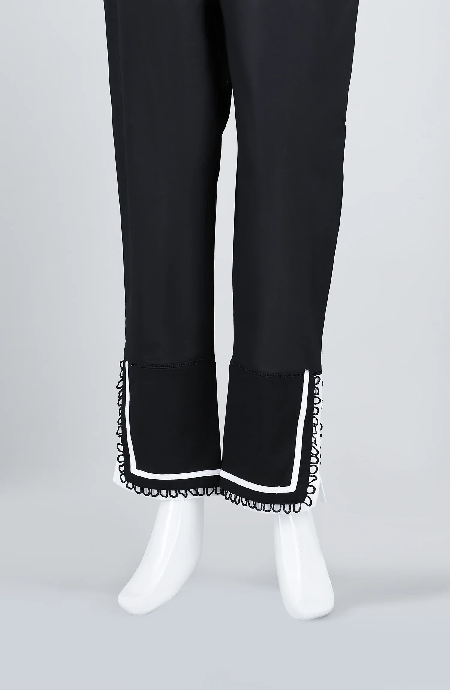WOMEN BOTTOM BLACK